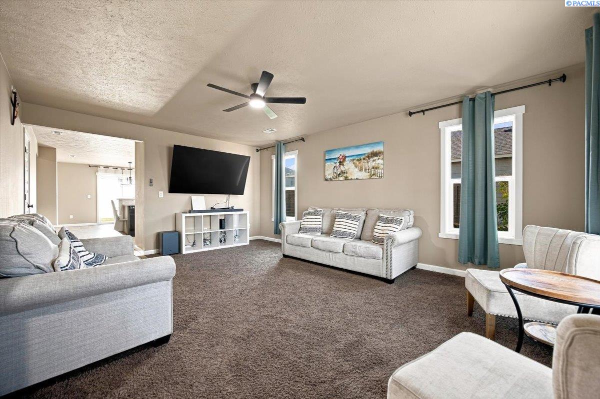4120 N Atlanta Ln, Pasco, WA 99301