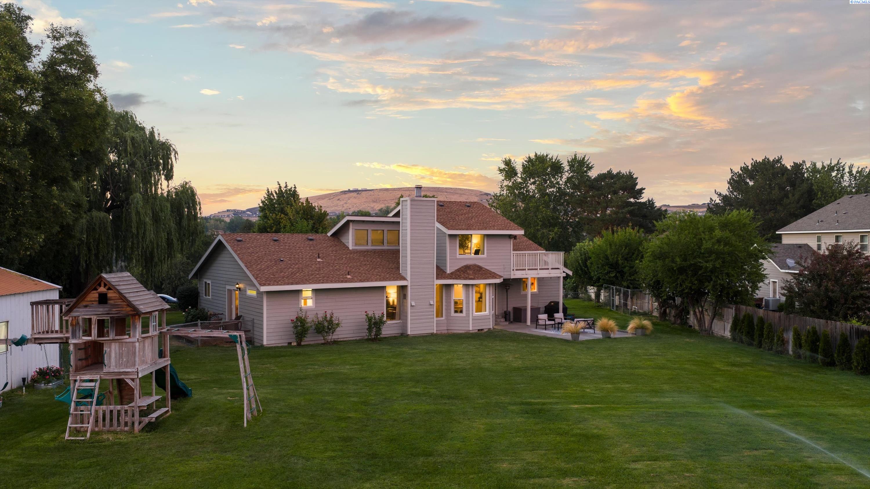 101105 E Vaca Rd, Kennewick, WA 99338