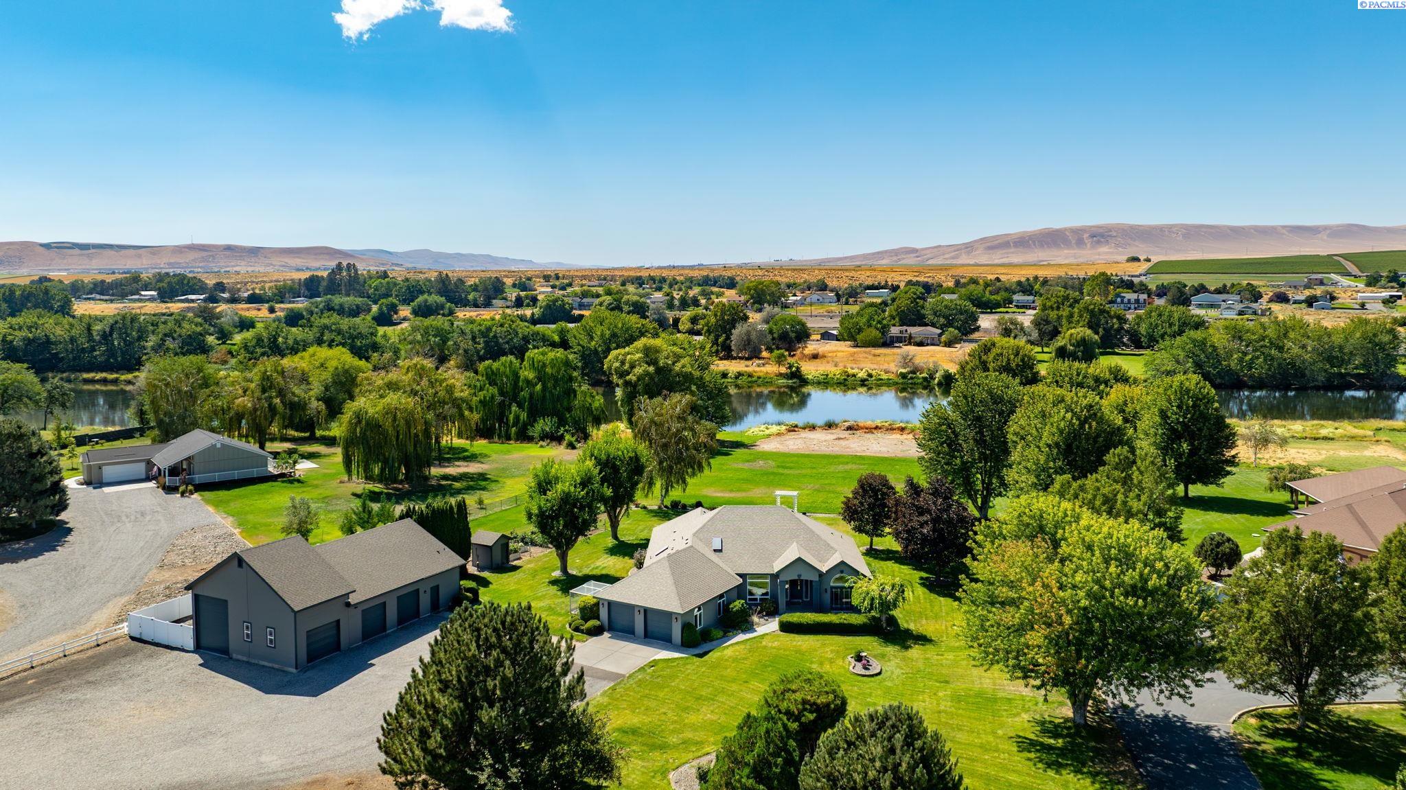 97218 N Northstar Prne, West Richland, WA 99353