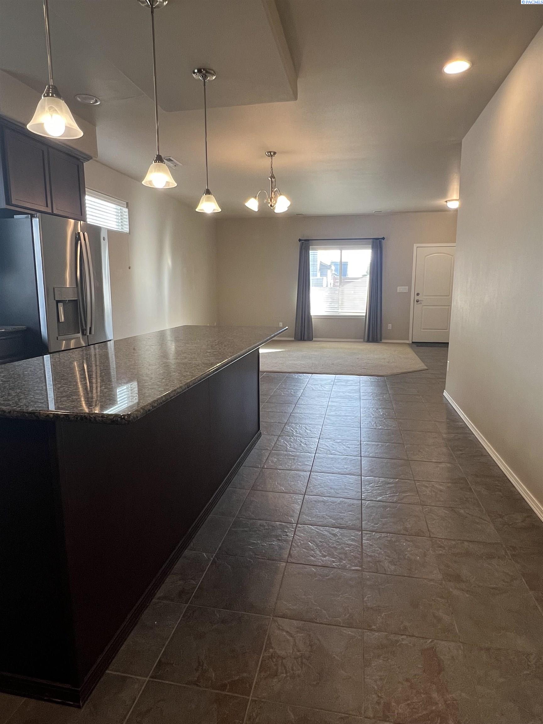 3001 S Dawes St, Kennewick, WA 99338