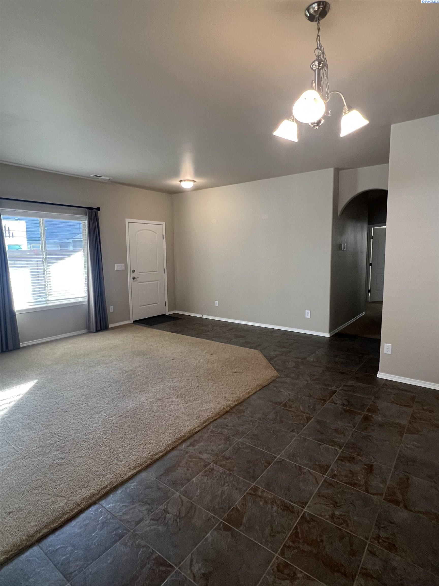 3001 S Dawes St, Kennewick, WA 99338