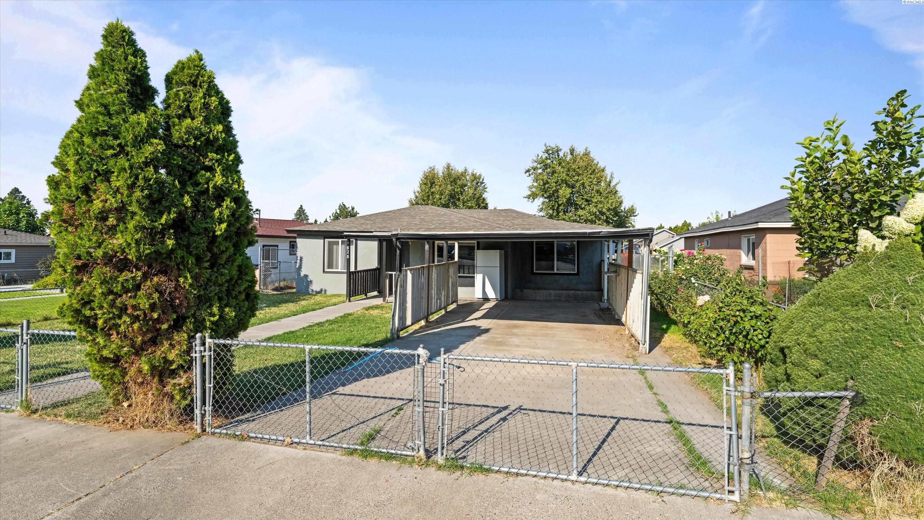 628 S Beech Ave, Pasco, WA 99301