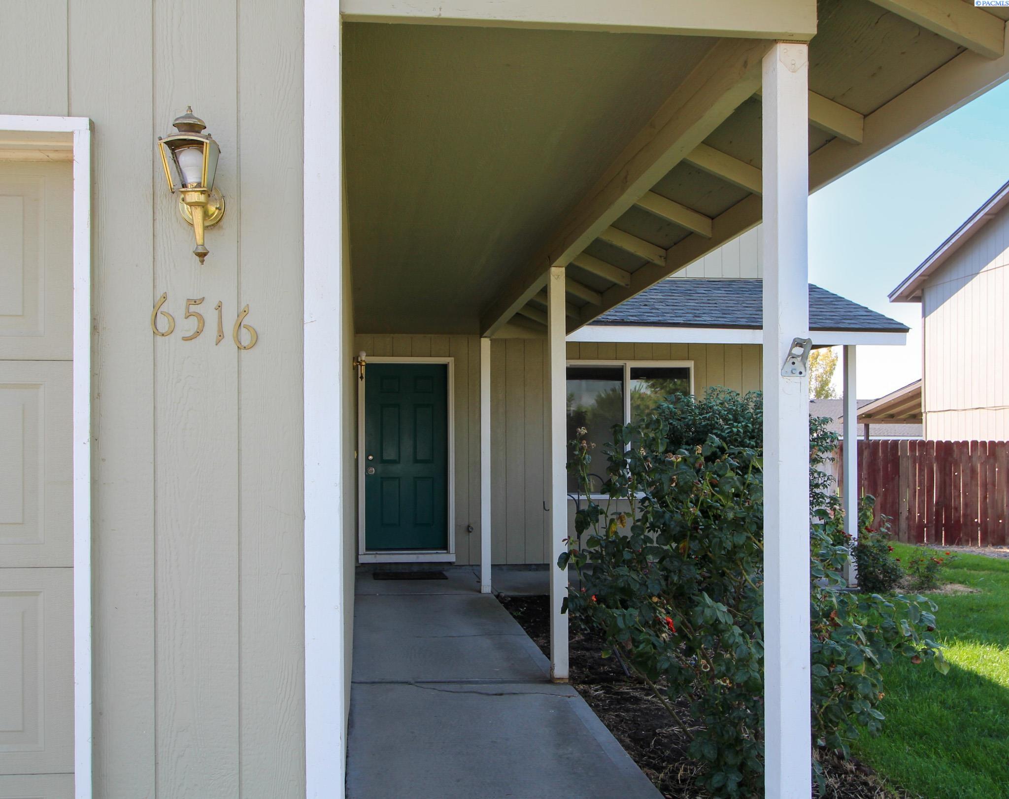 6516 Louisville Dr, Pasco, WA 99301