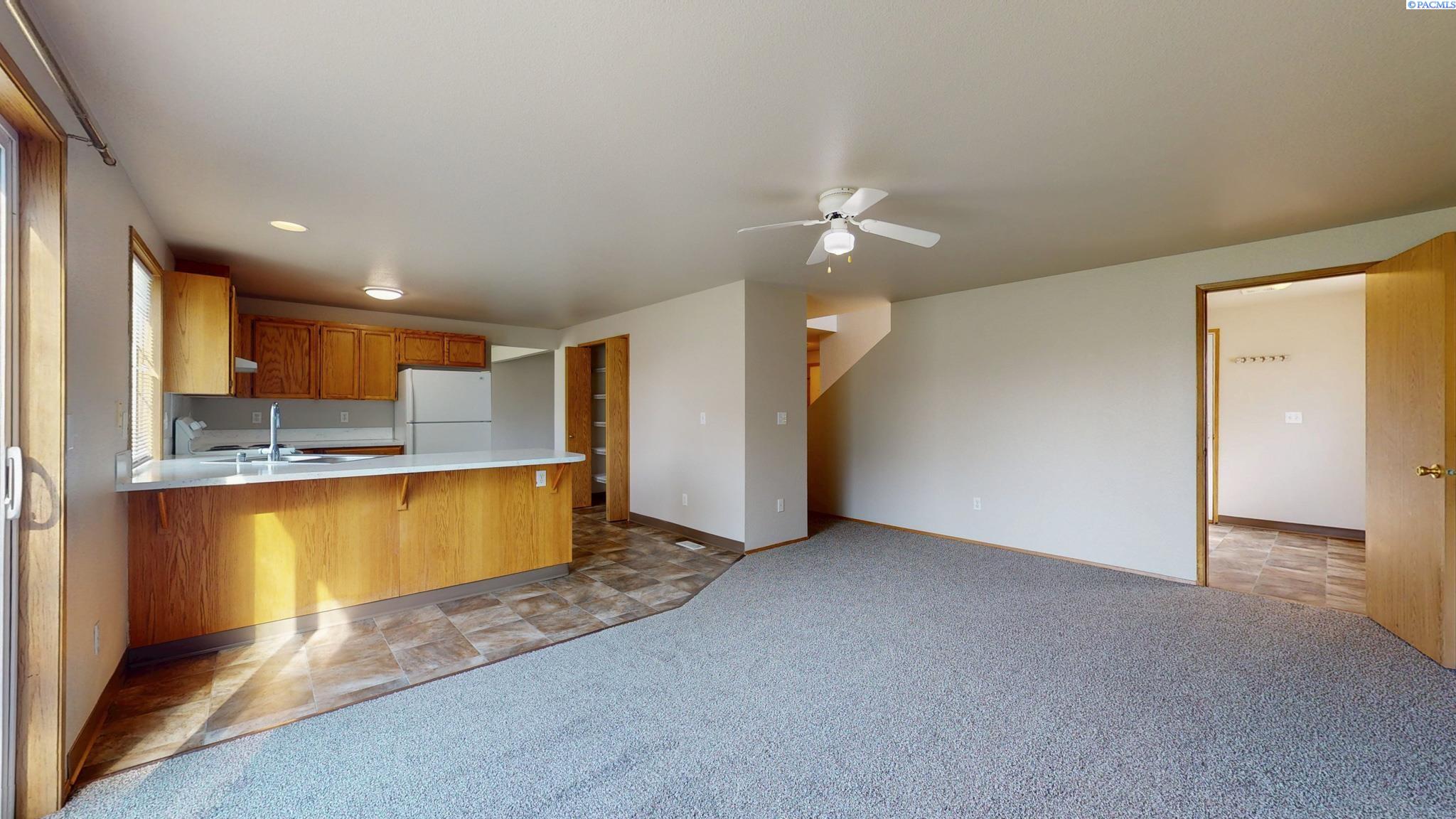 6516 Louisville Dr, Pasco, WA 99301