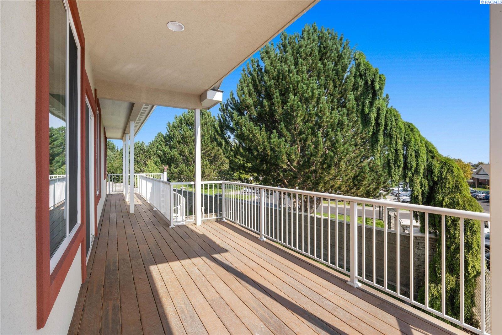 352 Temple Meadow Ln, Richland, WA 99352-0000