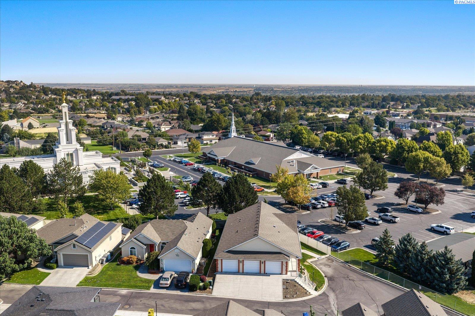 352 Temple Meadow Ln, Richland, WA 99352-0000