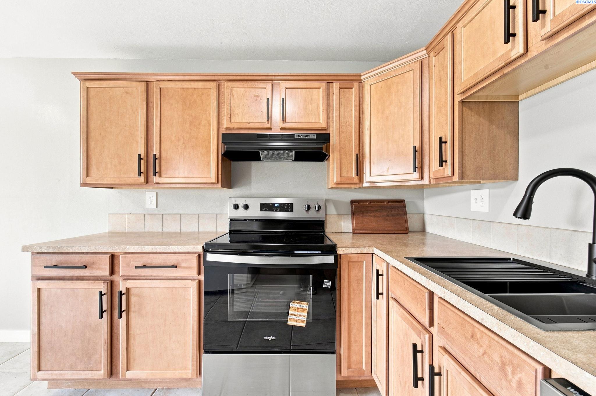 303 Gage Blvd #125, Richland, WA 99352