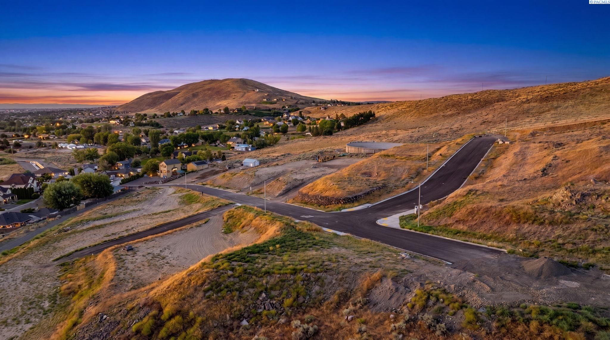 4646 Ferrero Dr Lot 1, West Richland, WA 99353