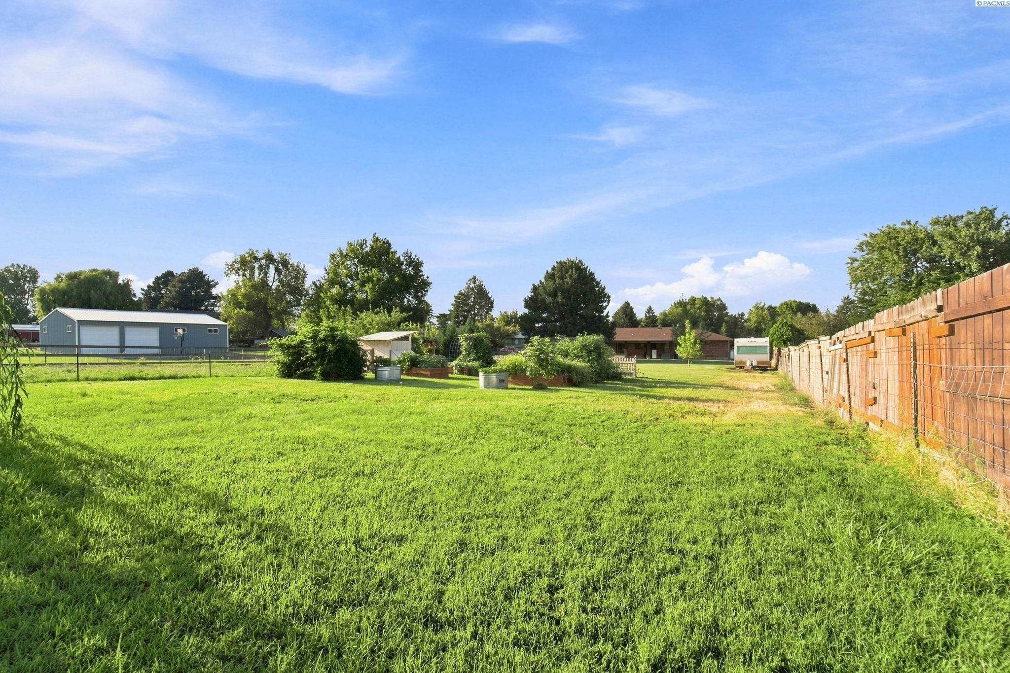 4605 W 12th Ave, Kennewick, WA 99338