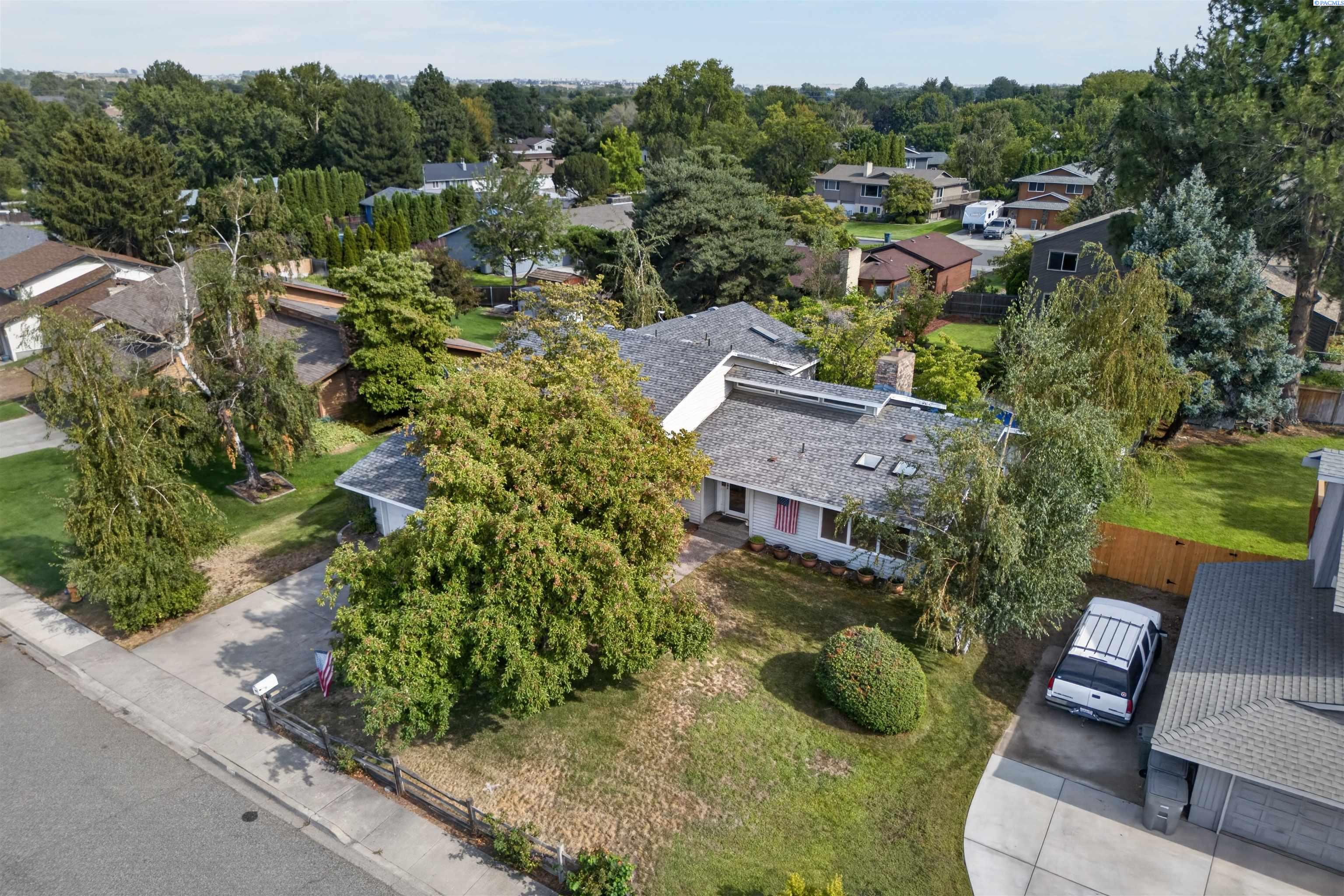 1964 Birch Ave, Richland, WA 99354
