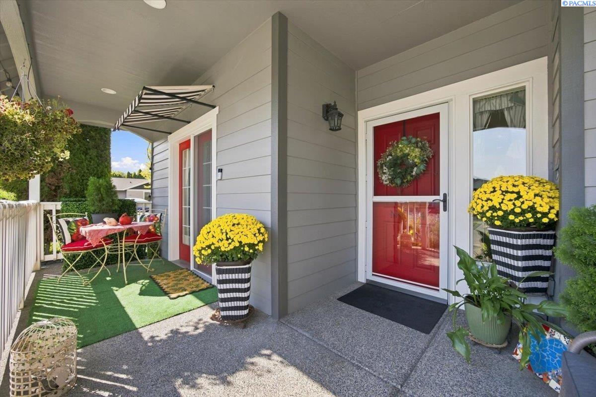 524 Canyon St, Richland, WA 99352