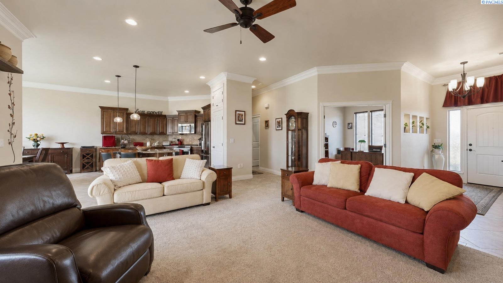 2994 Riverbend Dr, Richland, WA 99354