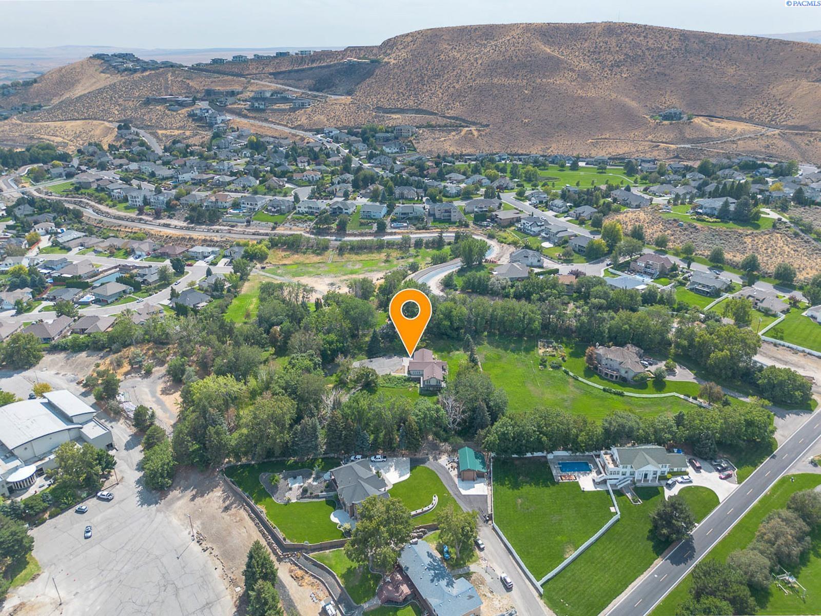 1265 Gage Blvd, Richland, WA 99352