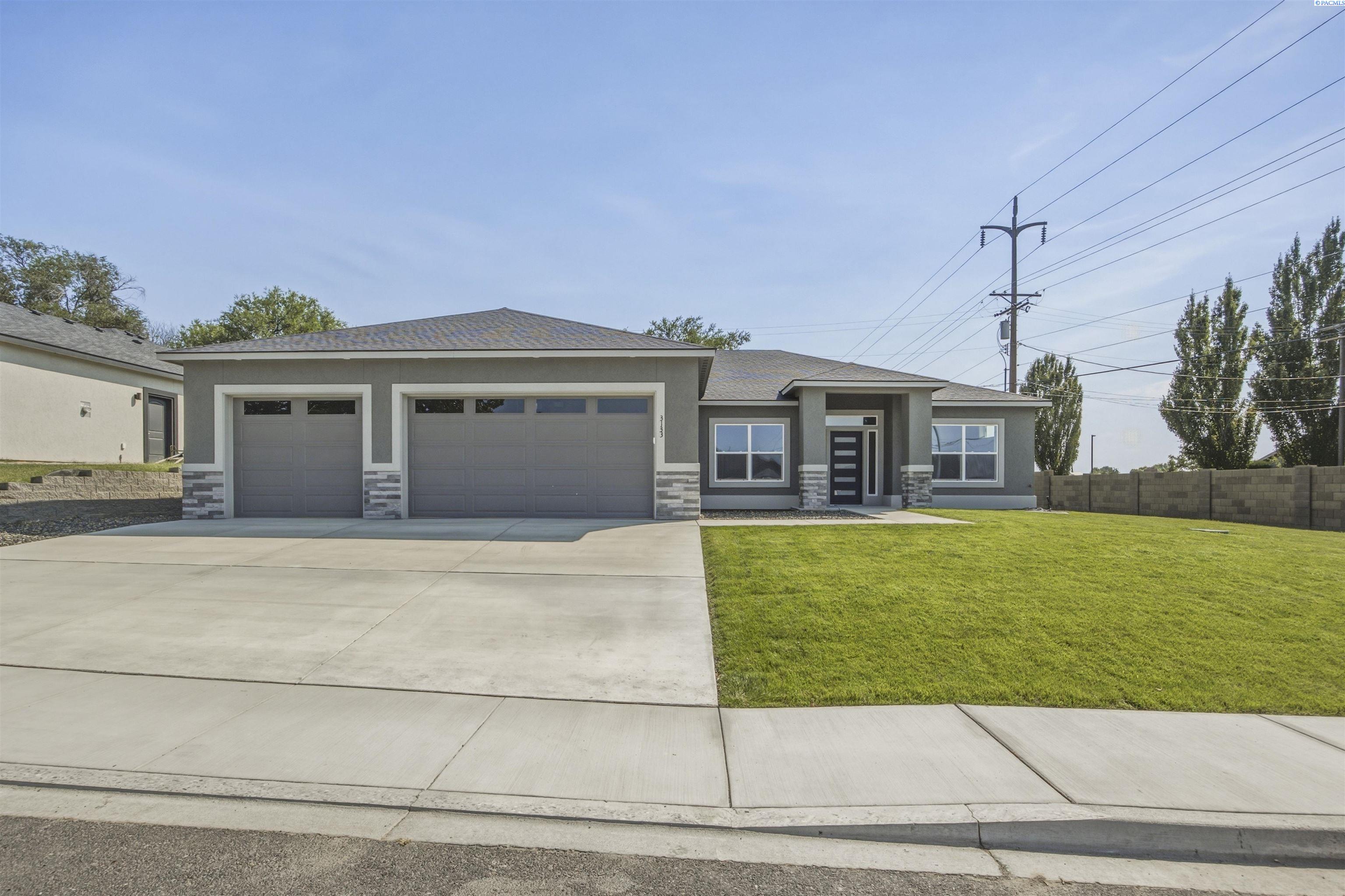 3133 Road 71st Pl, Pasco, WA 99301