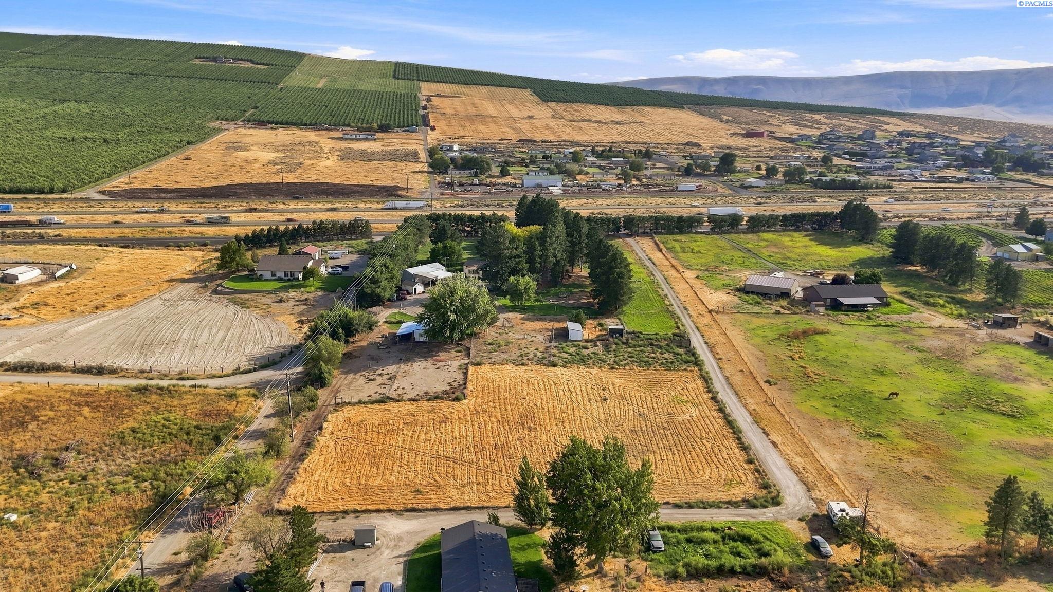25008 Kennedy Rd, Benton City, WA 99320