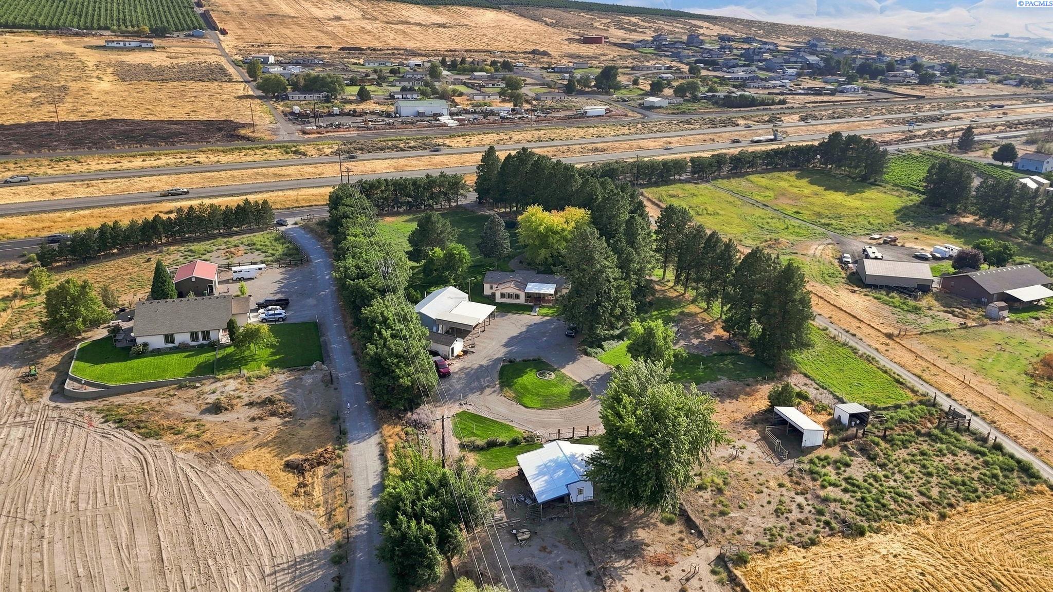 25008 E Kennedy Rd, Benton City, WA 99320