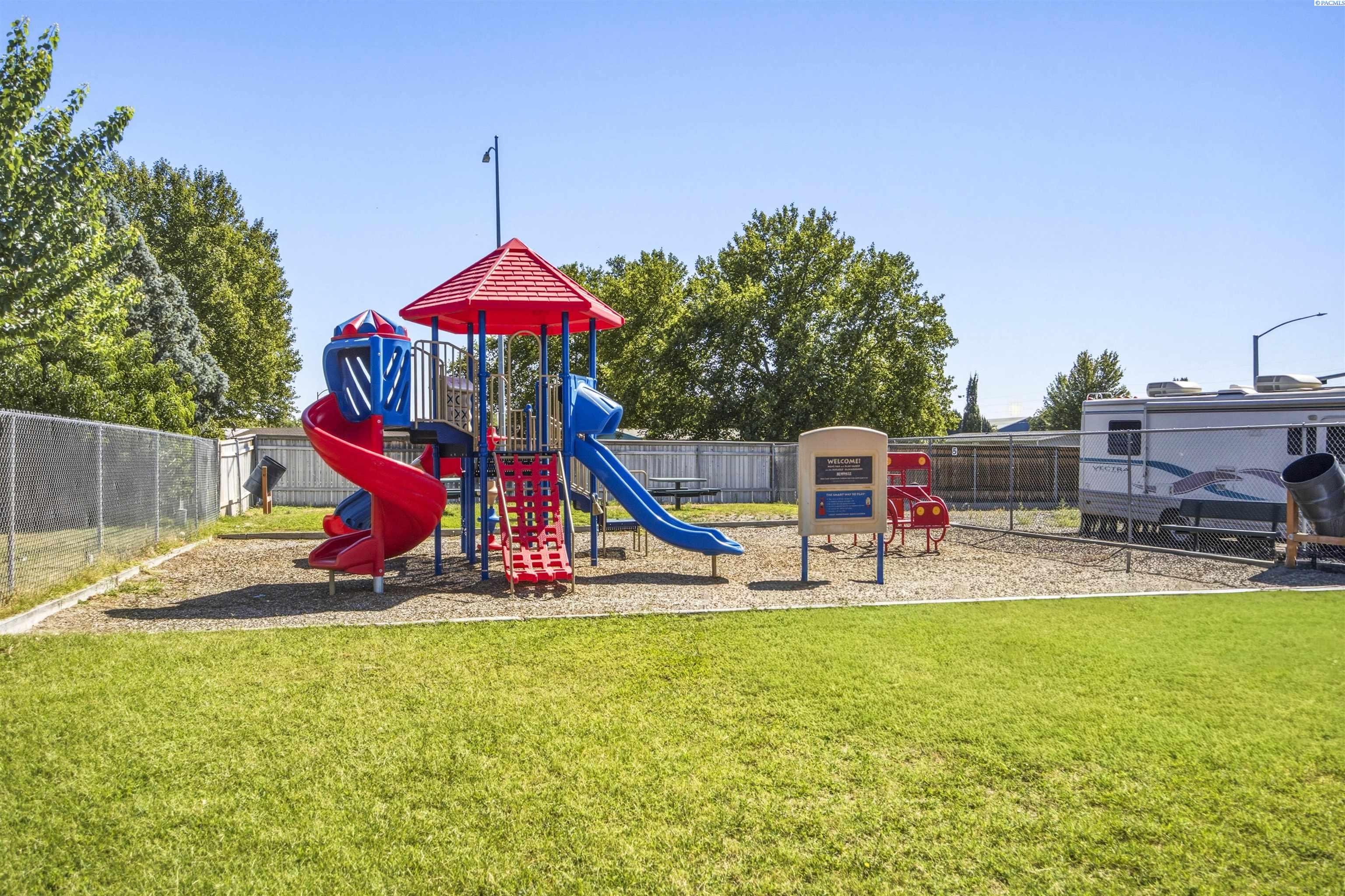 2105 N Steptoe St #95, Kennewick, WA 99336