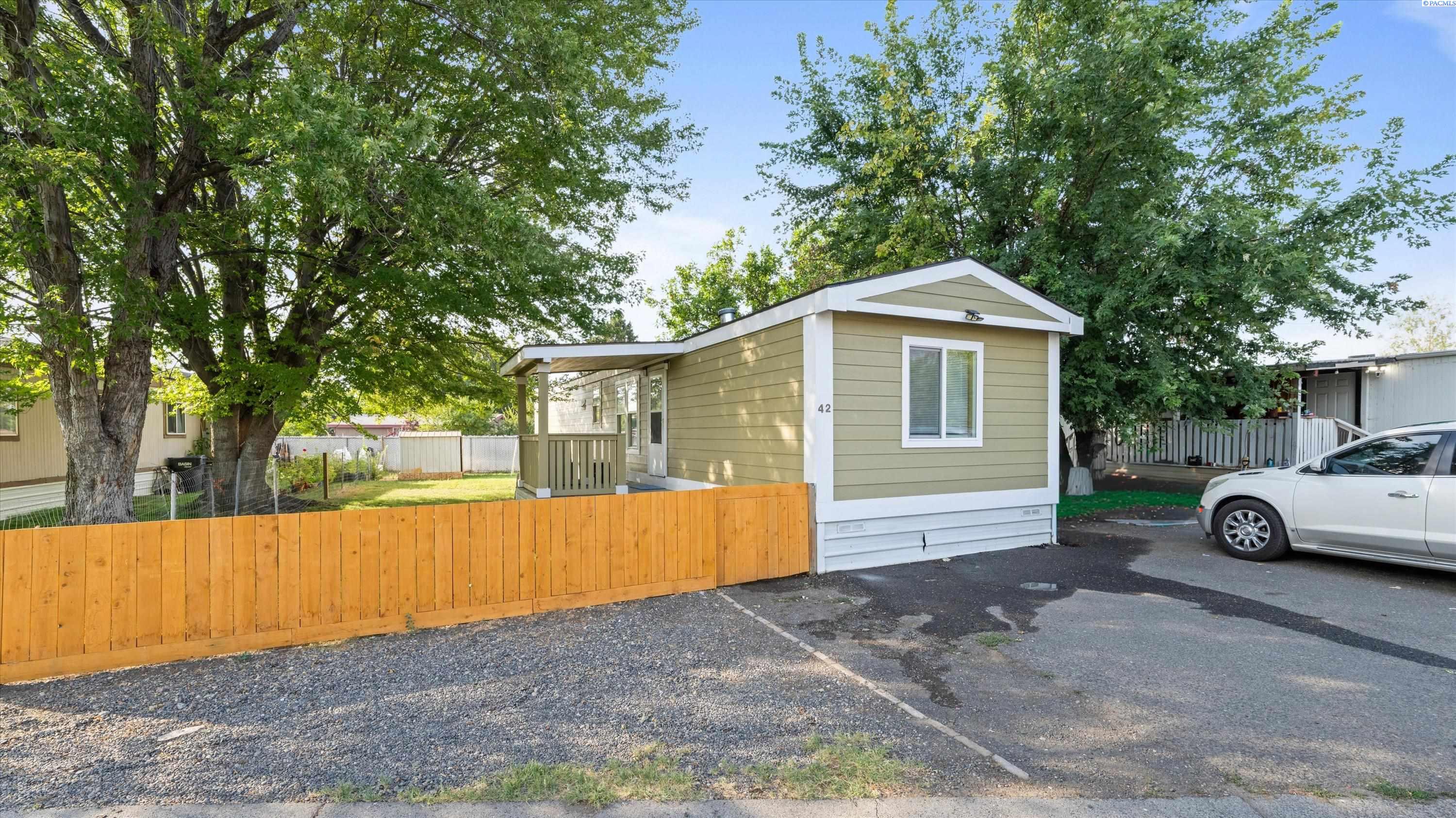 925 N Elm #42, Pasco, WA 99301