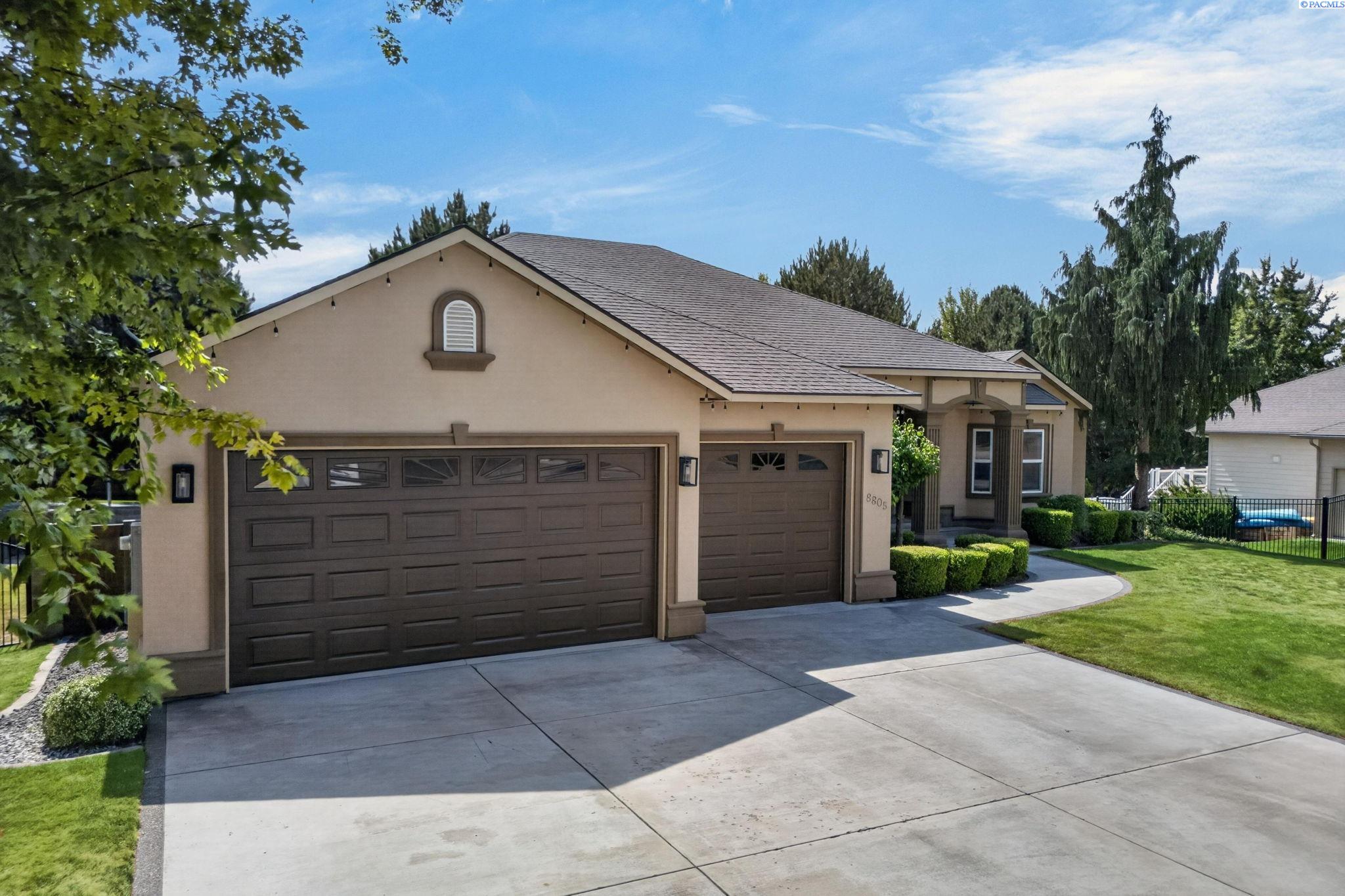 8805 W 3rd Ave, Kennewick, WA 99336