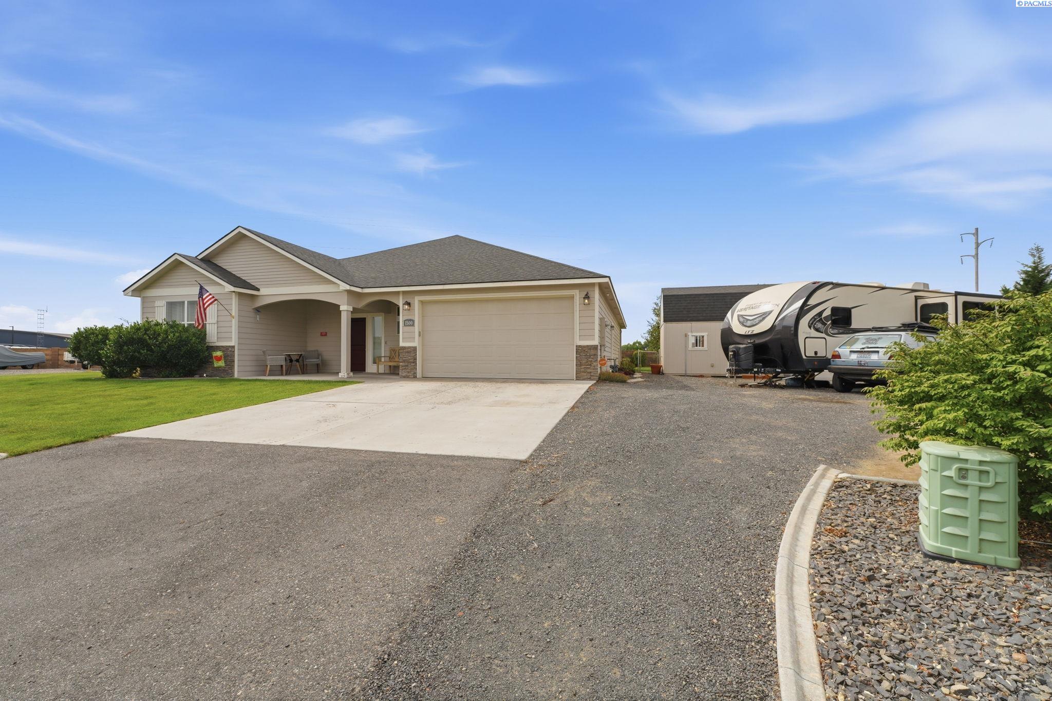 1500 Steele Ct, Pasco, WA 99301