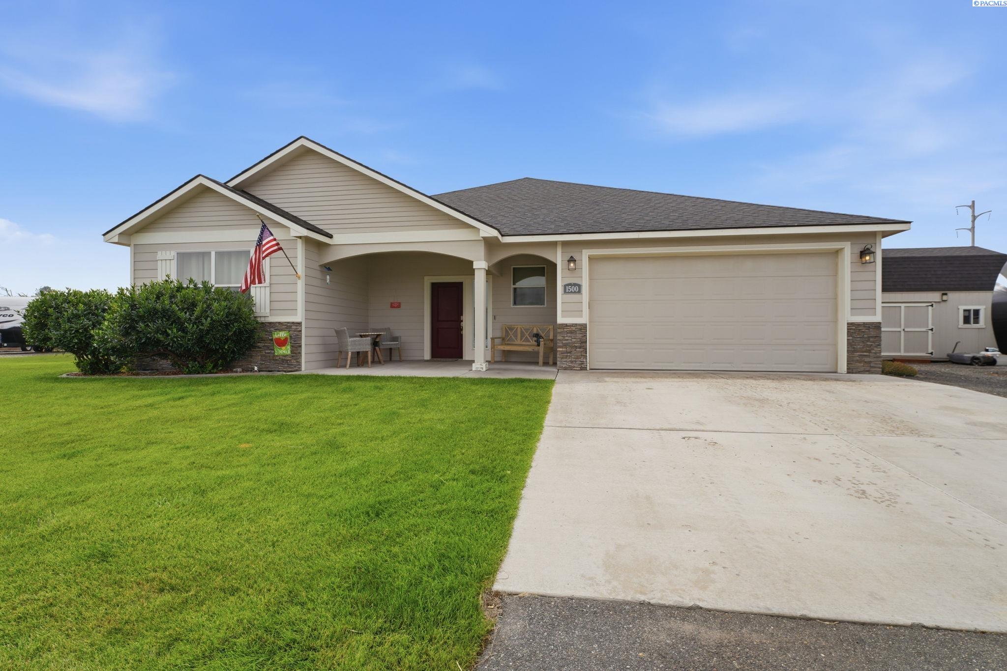 1500 Steele Ct, Pasco, WA 99301
