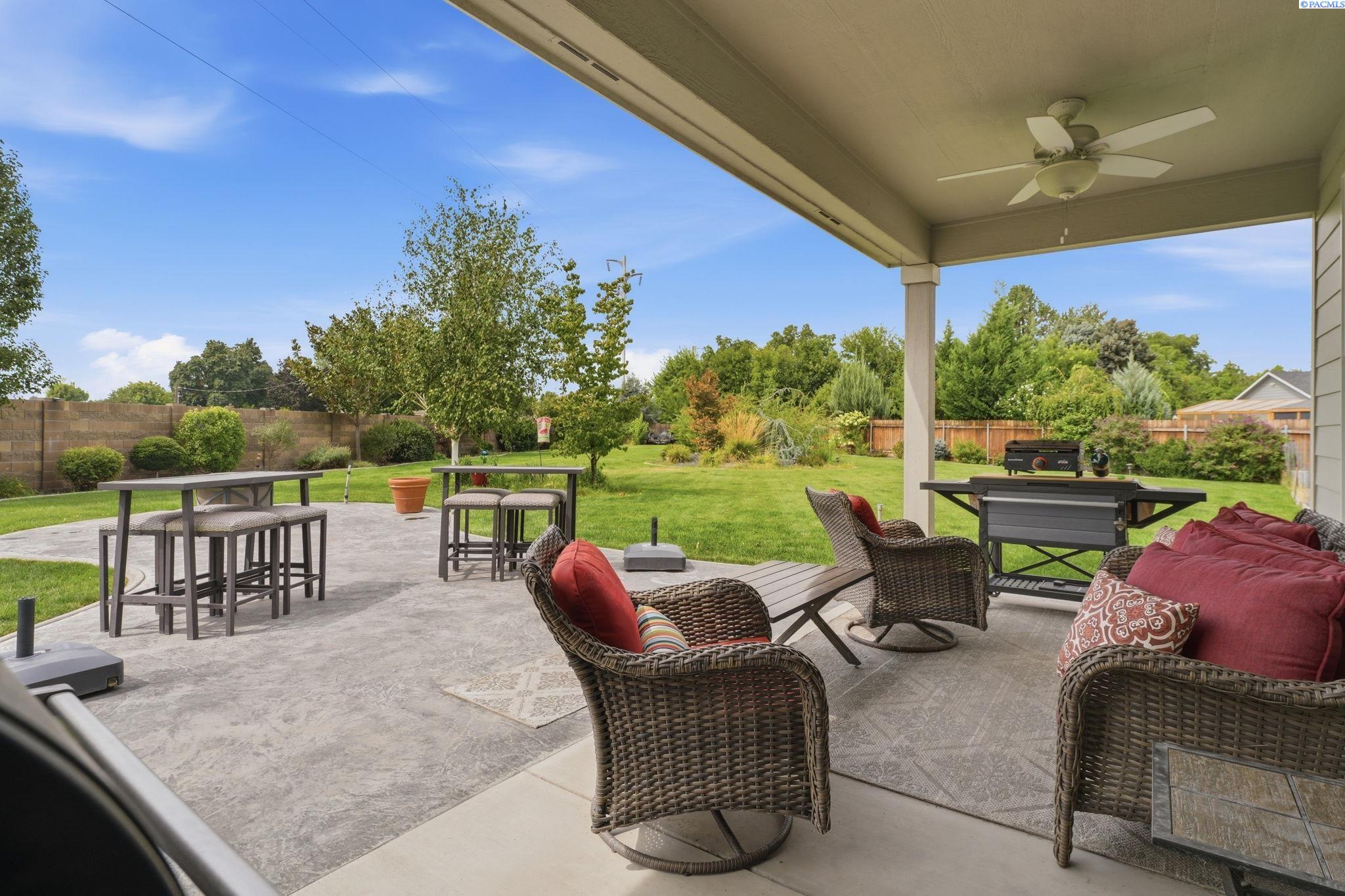 1500 Steele Ct, Pasco, WA 99301