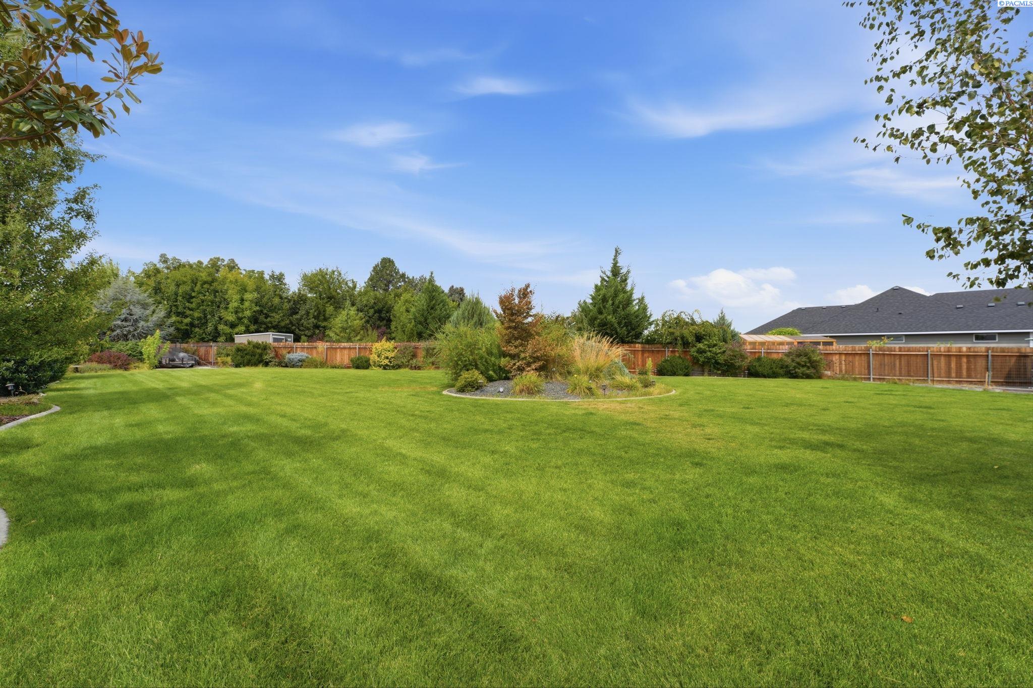 1500 Steele Ct, Pasco, WA 99301
