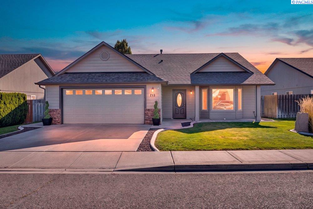 213 S Belfair St, Kennewick, WA 99336