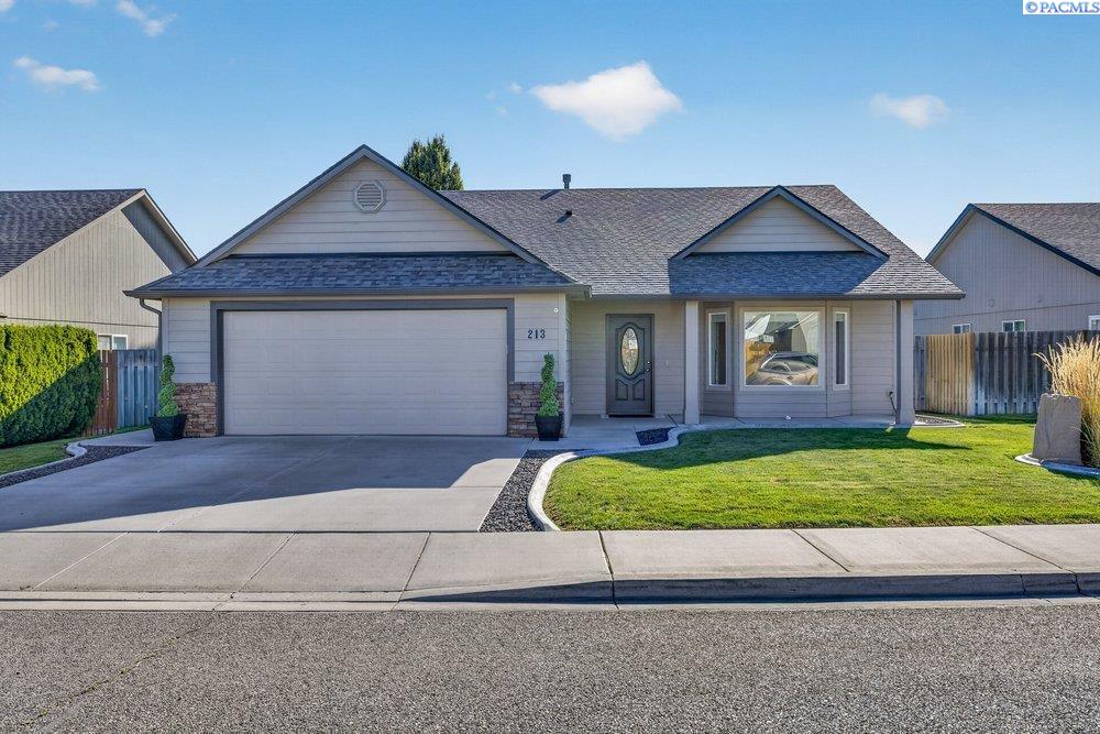 213 S Belfair St, Kennewick, WA 99336