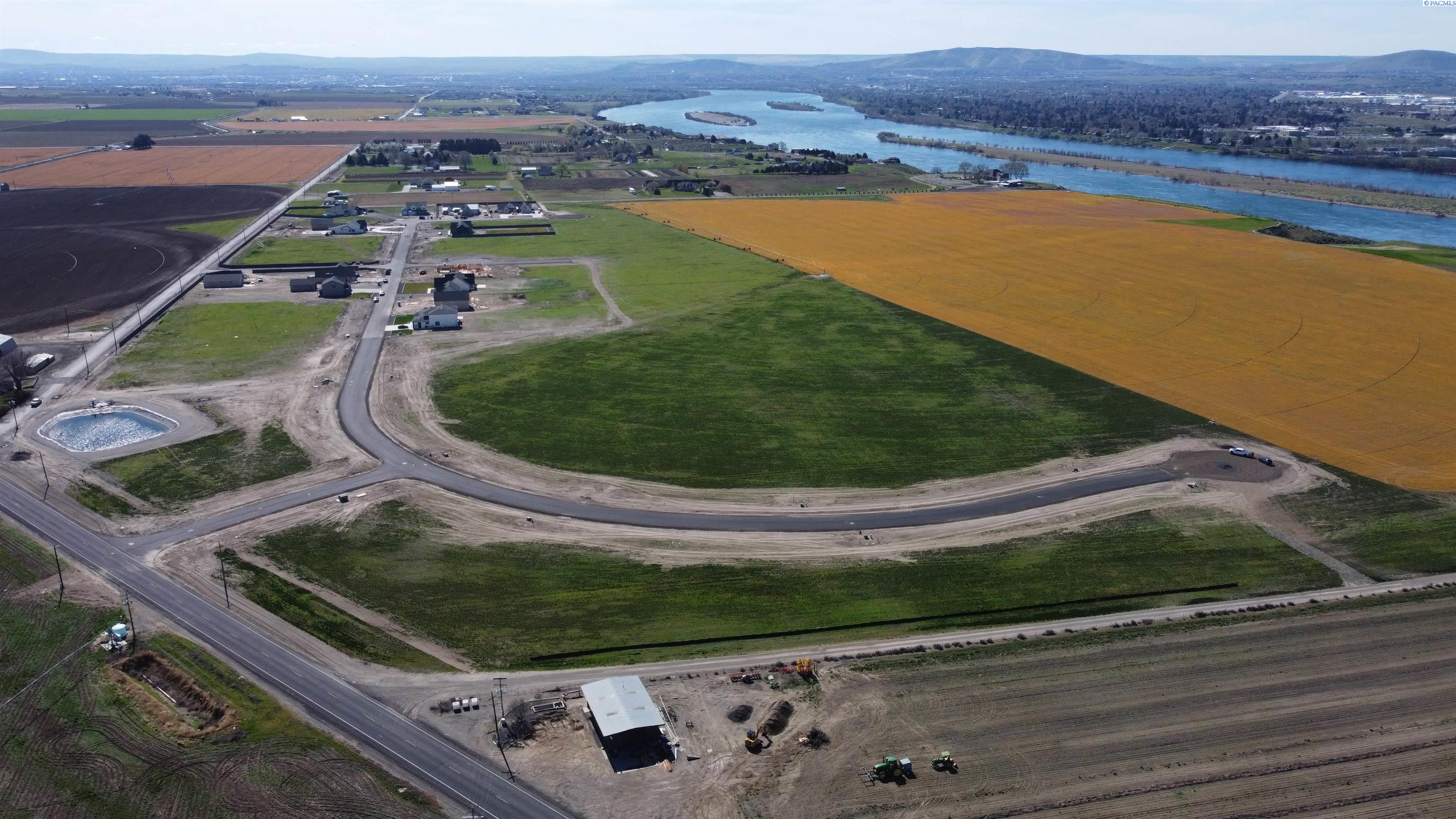 105 Jamisyn Dr Lot 32, Pasco, WA 99301