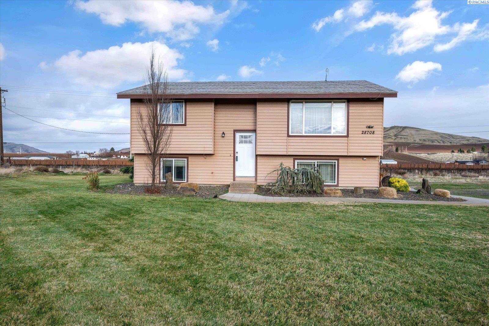 28708 E Sr 224 Ne, Benton City, WA 99320