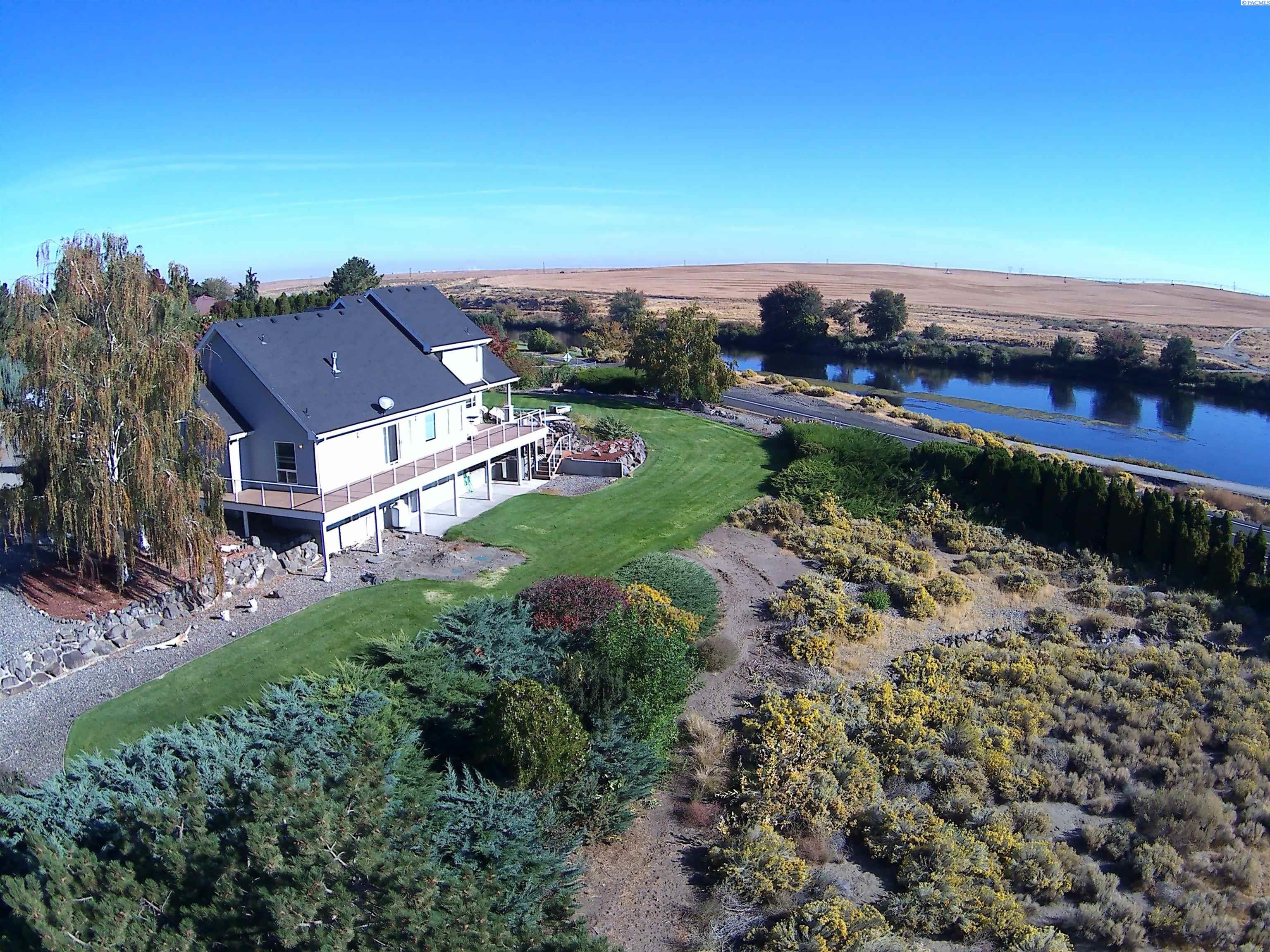 45204 E Shannon, West Richland, WA 99353-8705