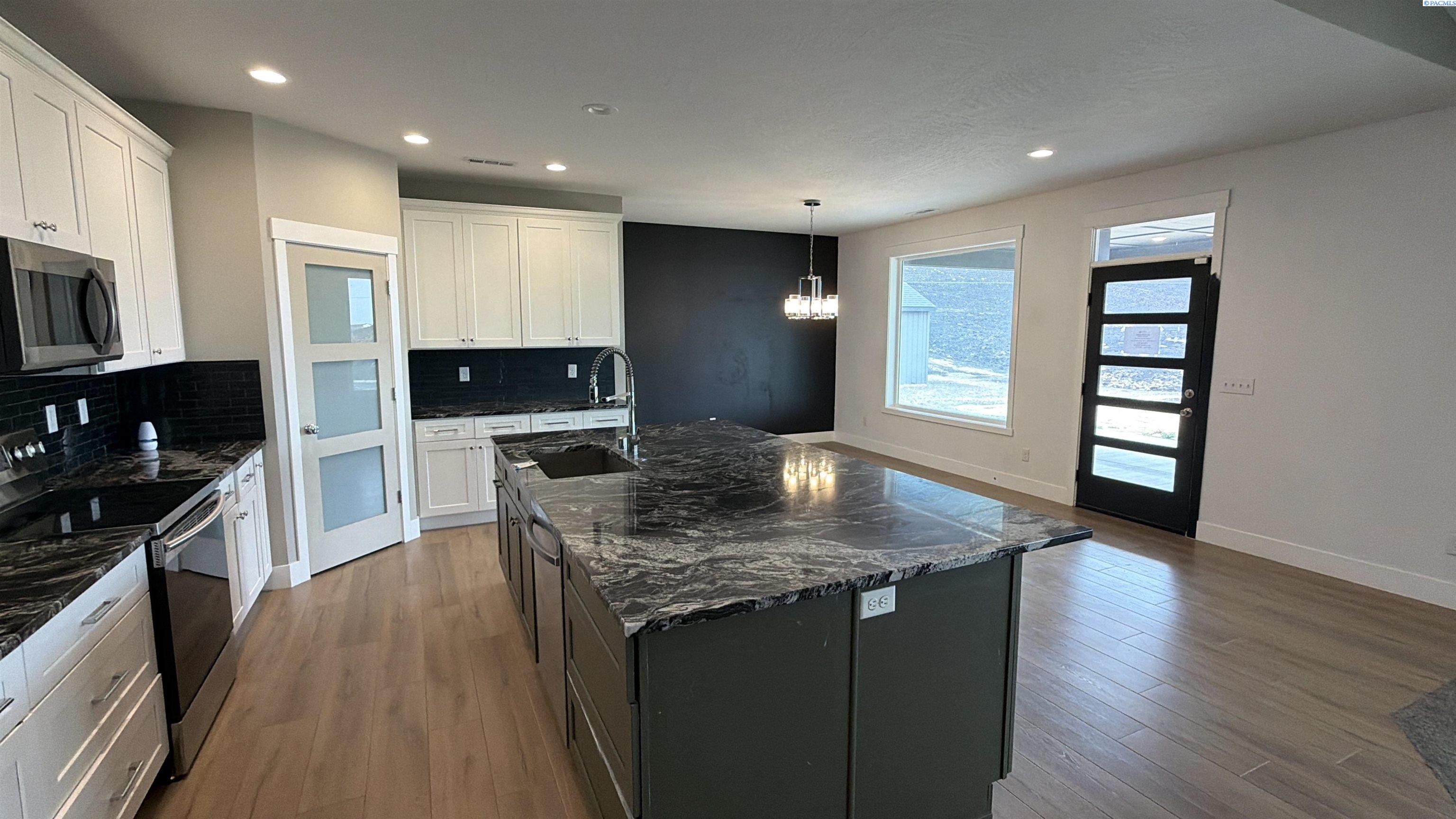28533 S 1545 Pr Sw, Prosser, WA 99350