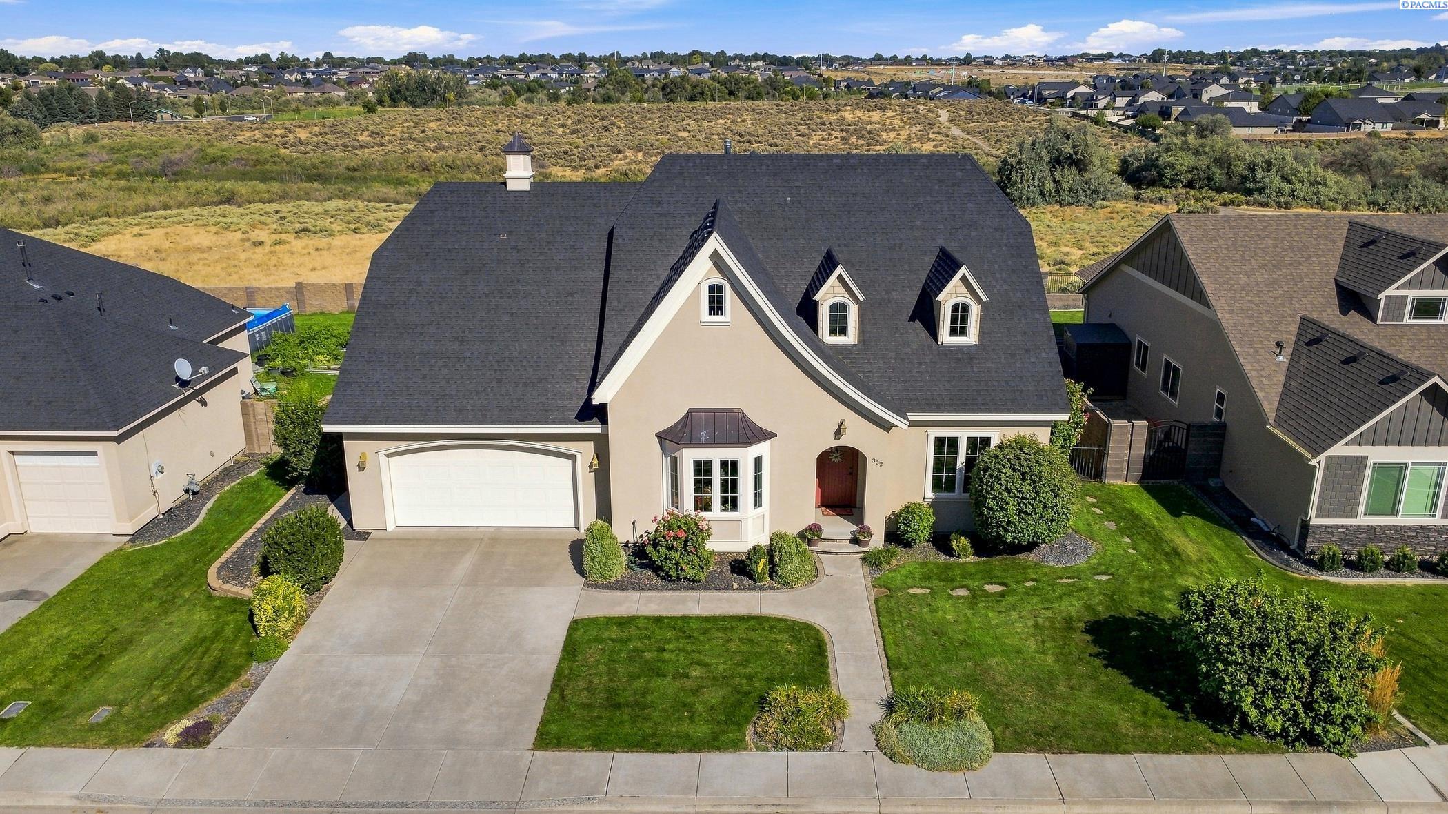 352 Piper St, Richland, WA 99352