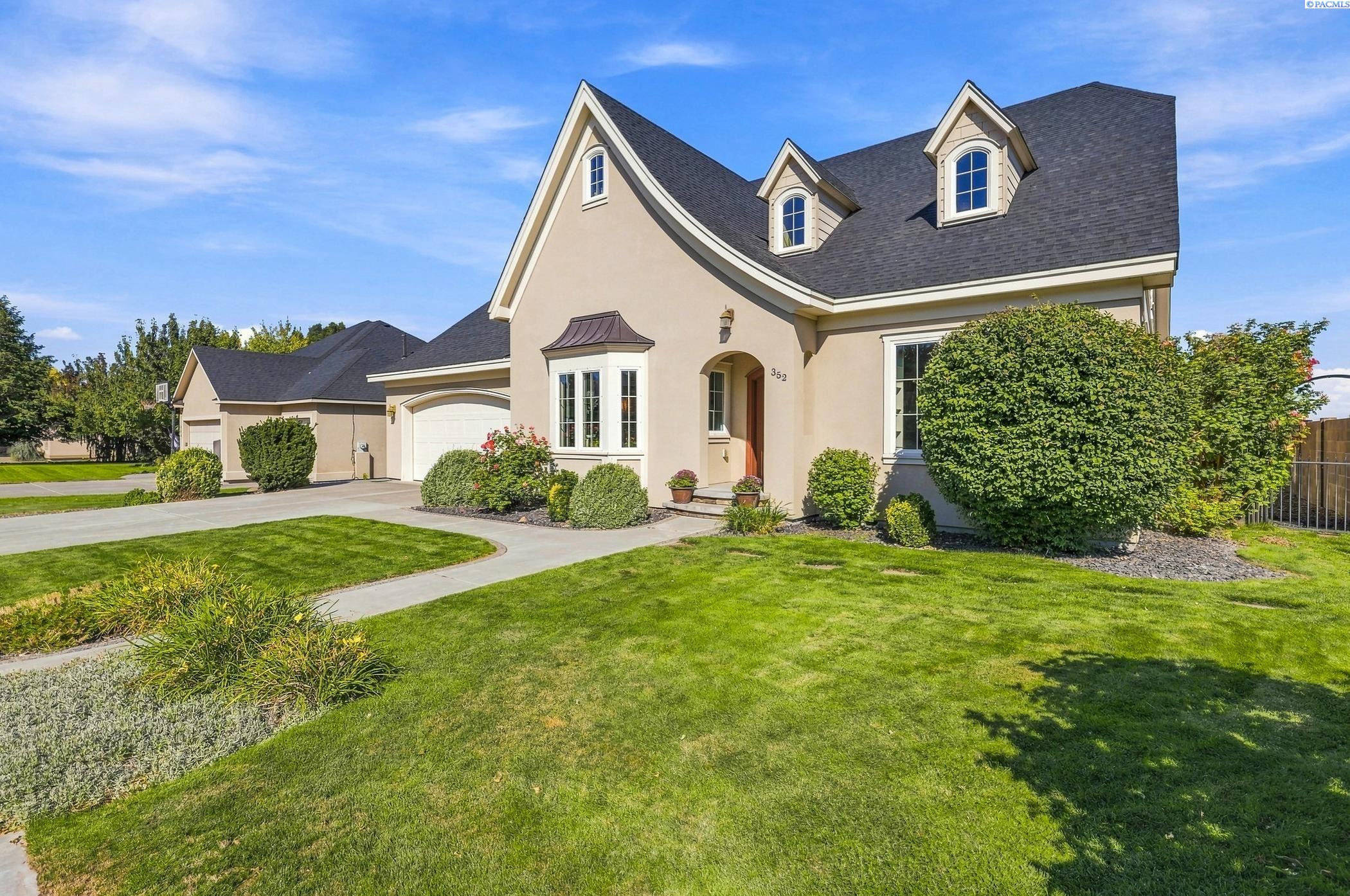 352 Piper St, Richland, WA 99352