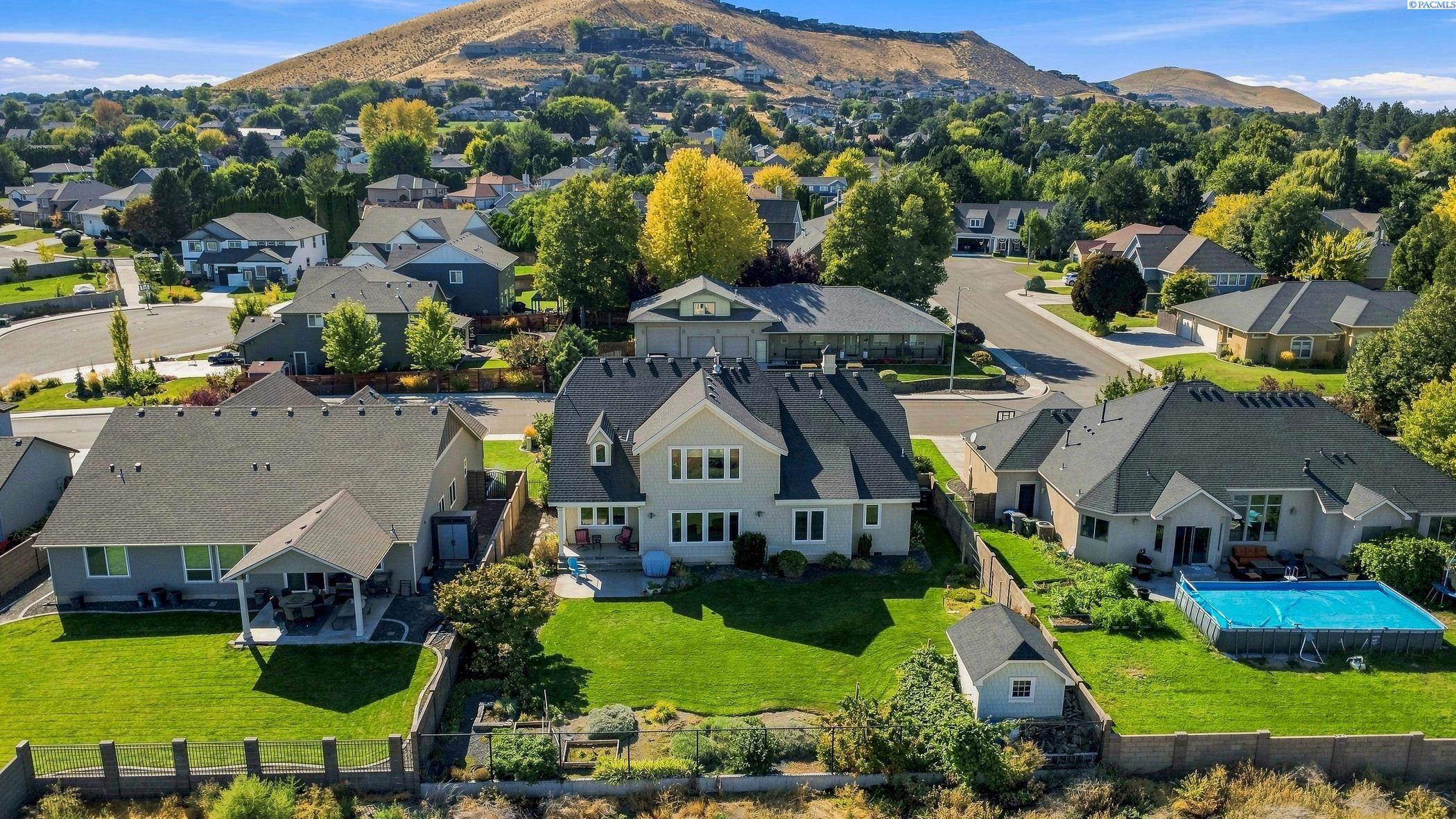 352 Piper St, Richland, WA 99352