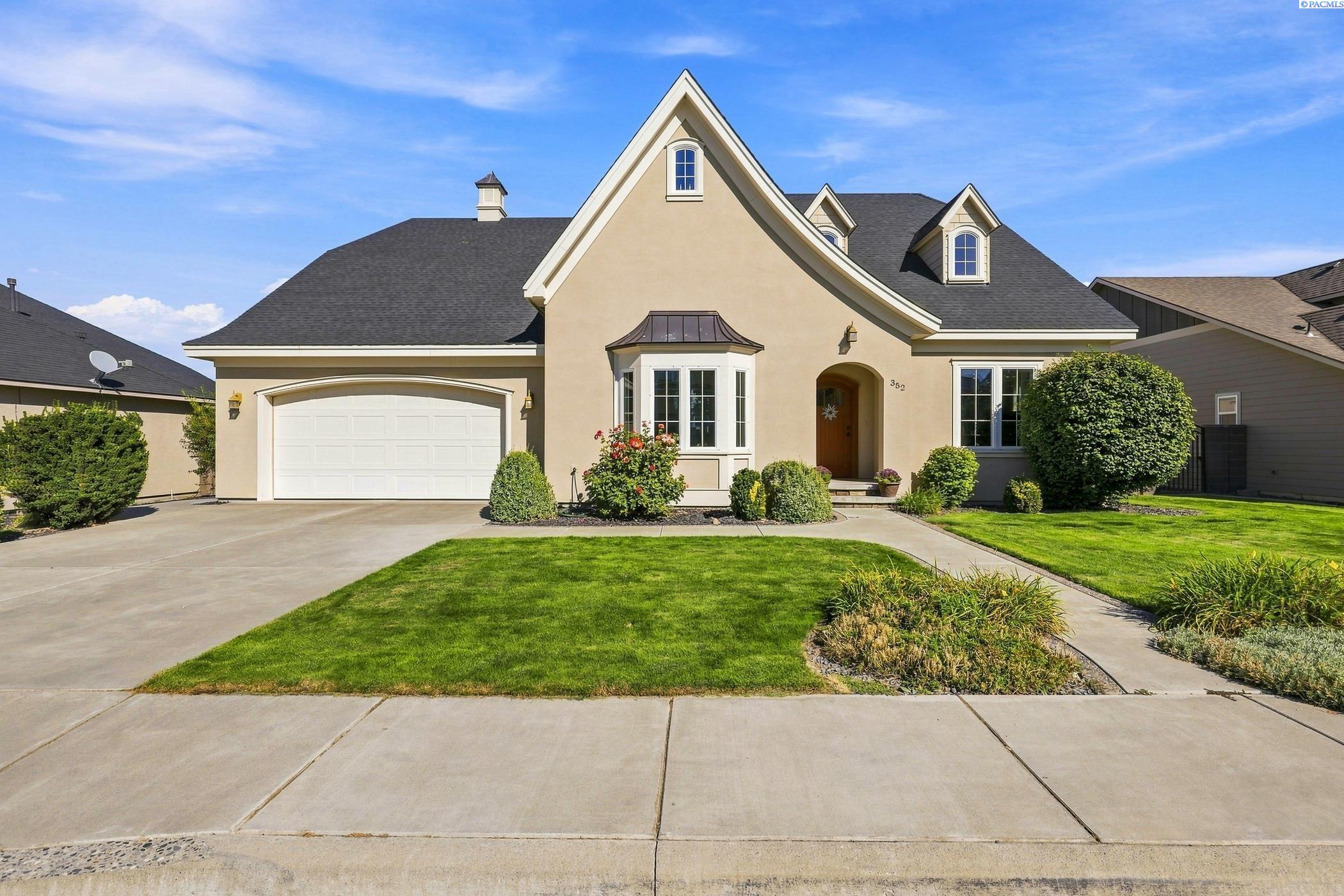 352 Piper St, Richland, WA 99352
