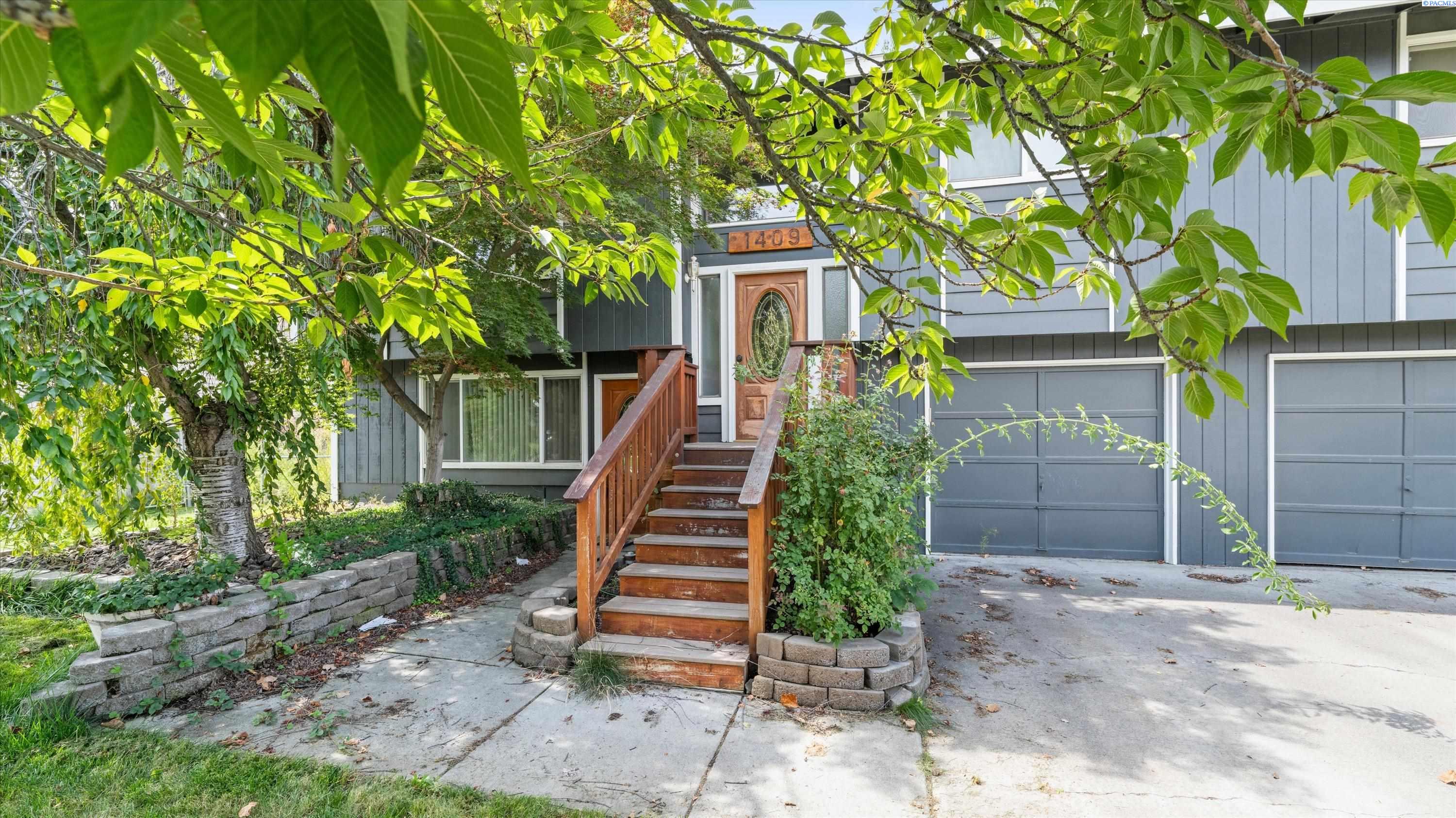 1409 Cimarron Ave, Richland, WA 99352