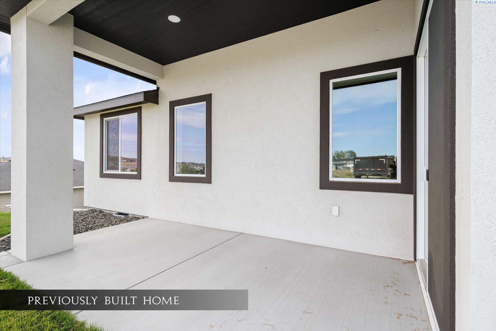 10159 W 16th Pl, Kennewick, WA 99338