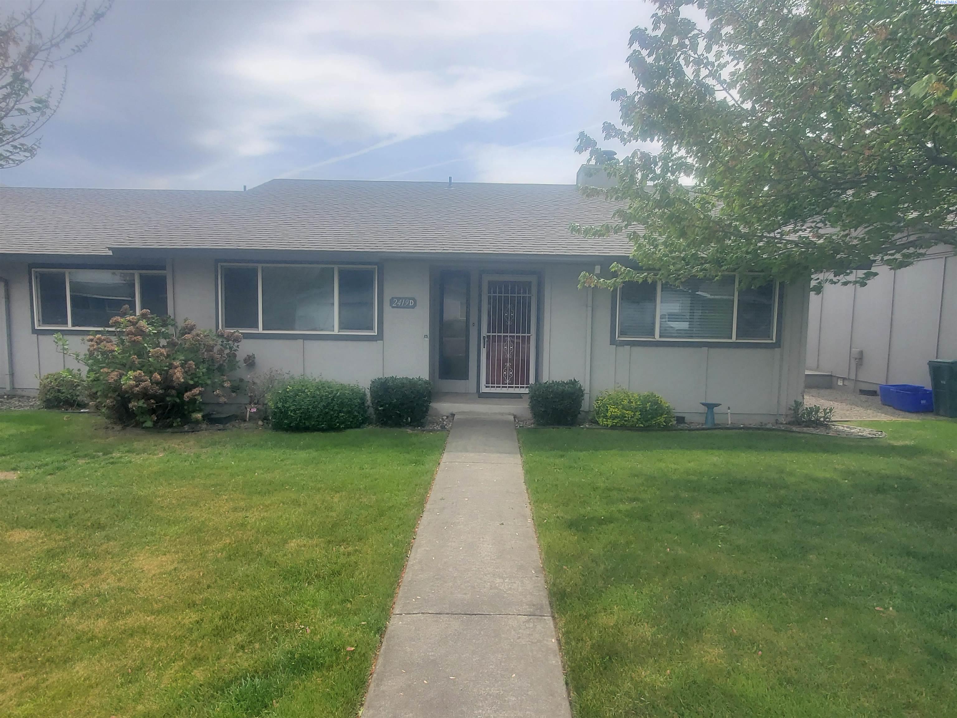 2419 Grand Ronde #D, Kennewick, WA 99336