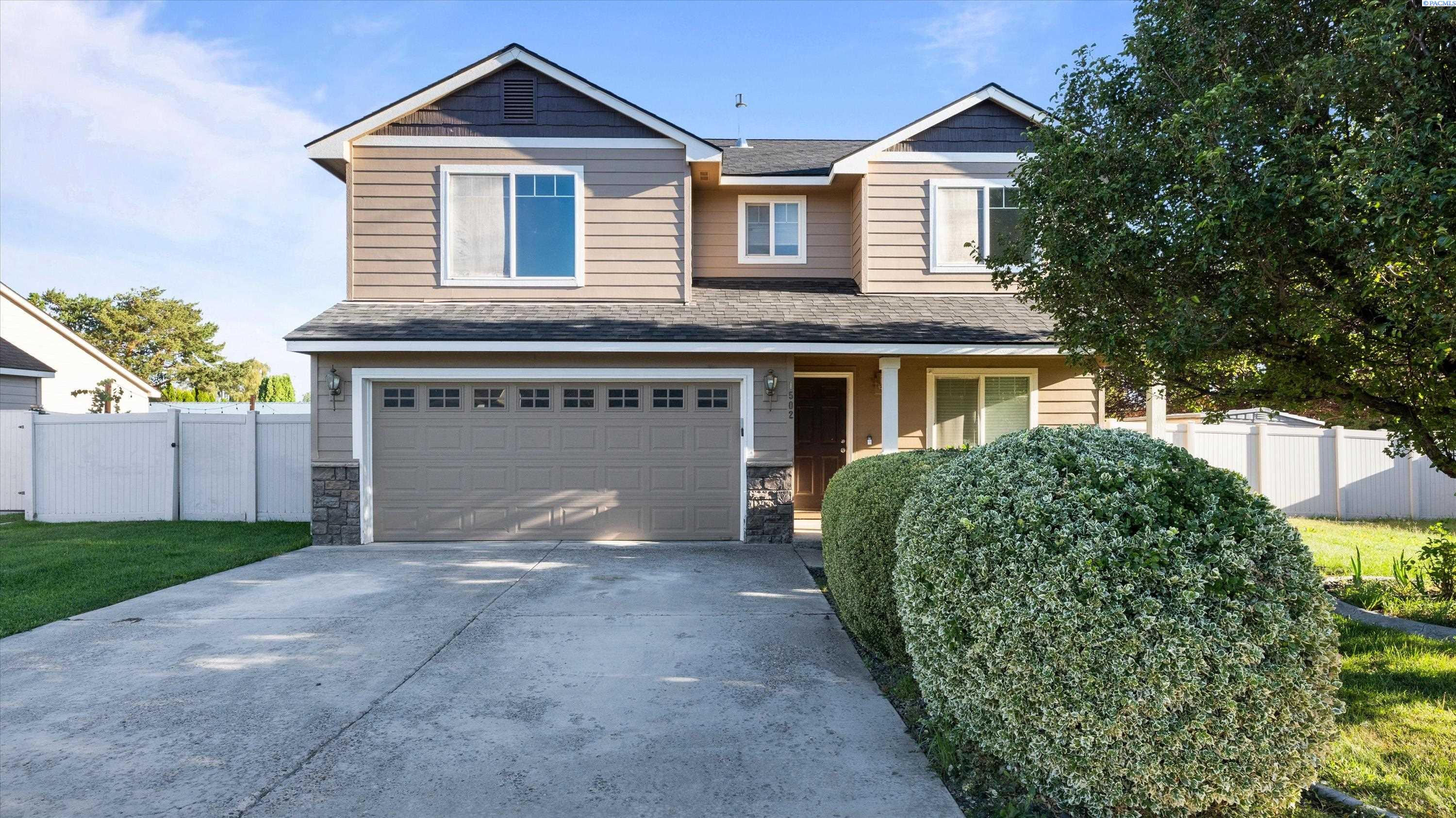 1502 W 39th Ave, Kennewick, WA 99337