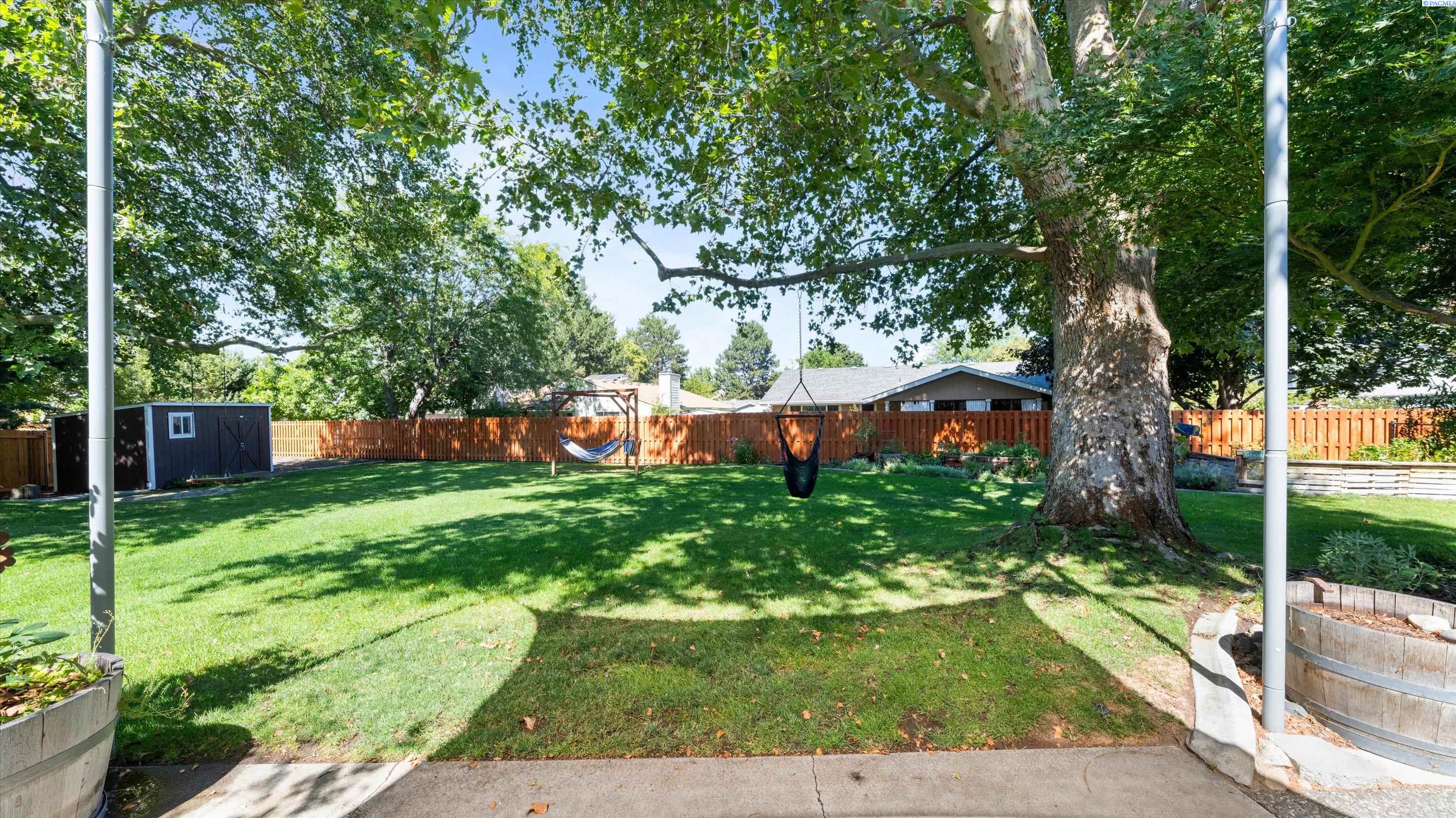 601 Gigi Ct, Richland, WA 99352