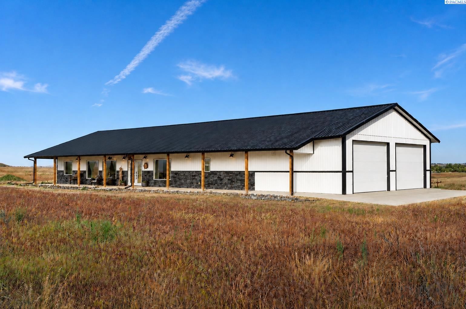 75130 N 120 Pr Ne, Benton City, WA 99320