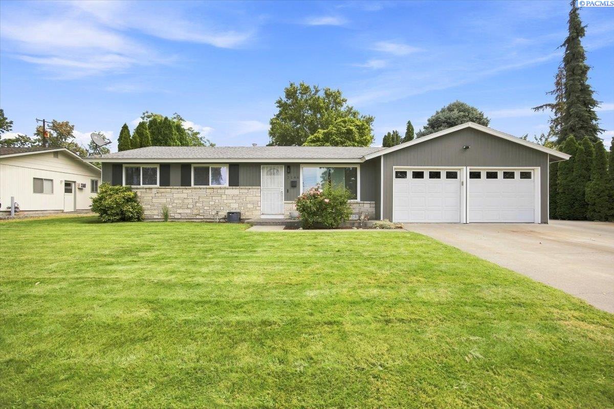 2146 Newcomer Ave, Richland, WA 99354
