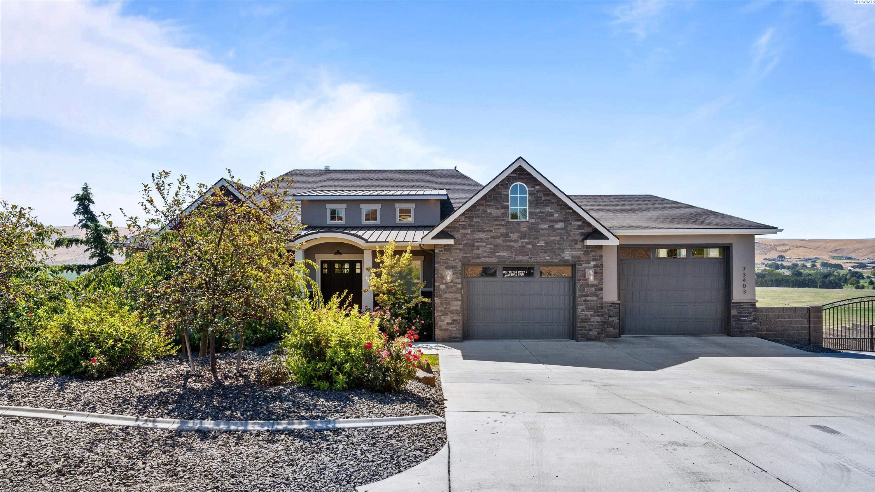 73403 E Grand Bluff Loop, Kennewick, WA 99338