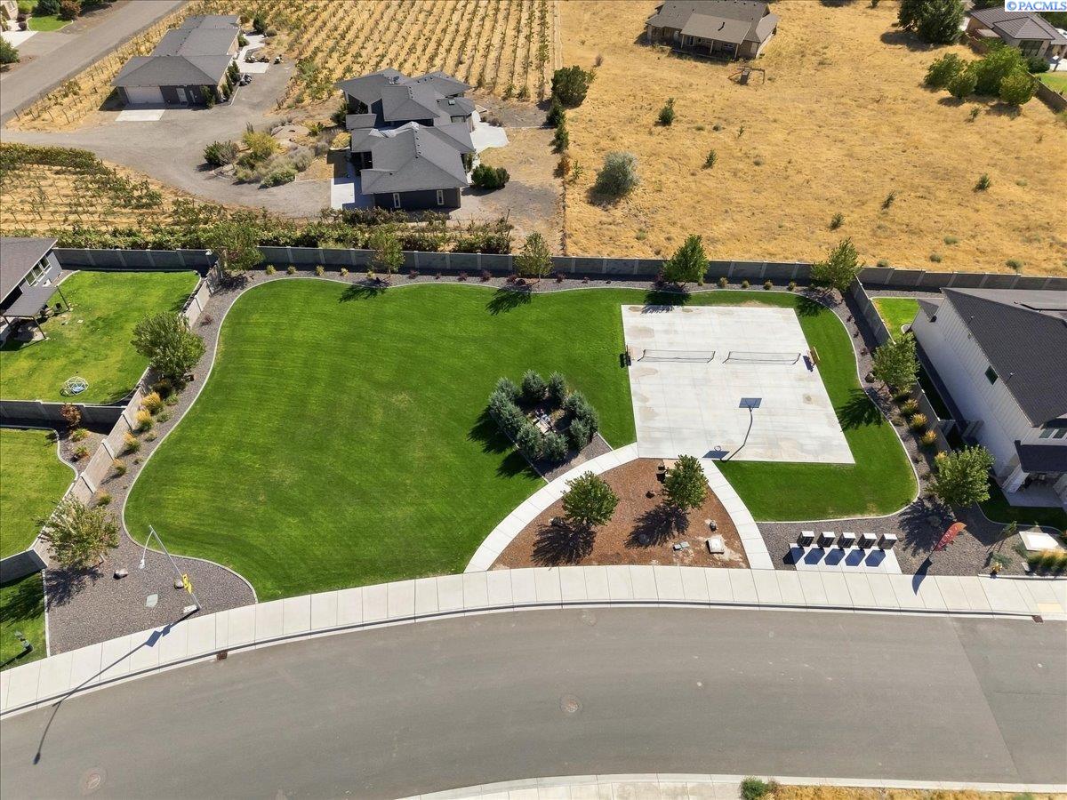 2480 Maggio Loop, Richland, WA 99352