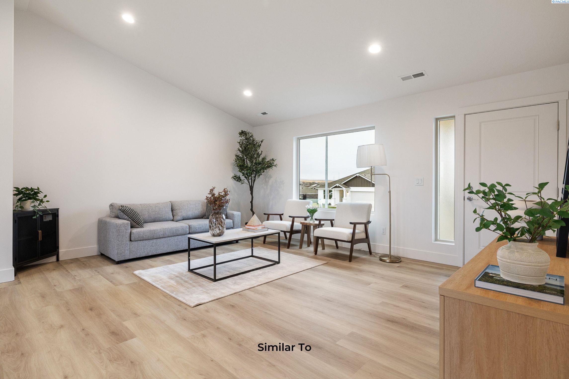 10112 Sunset Trl, Pasco, WA 99301