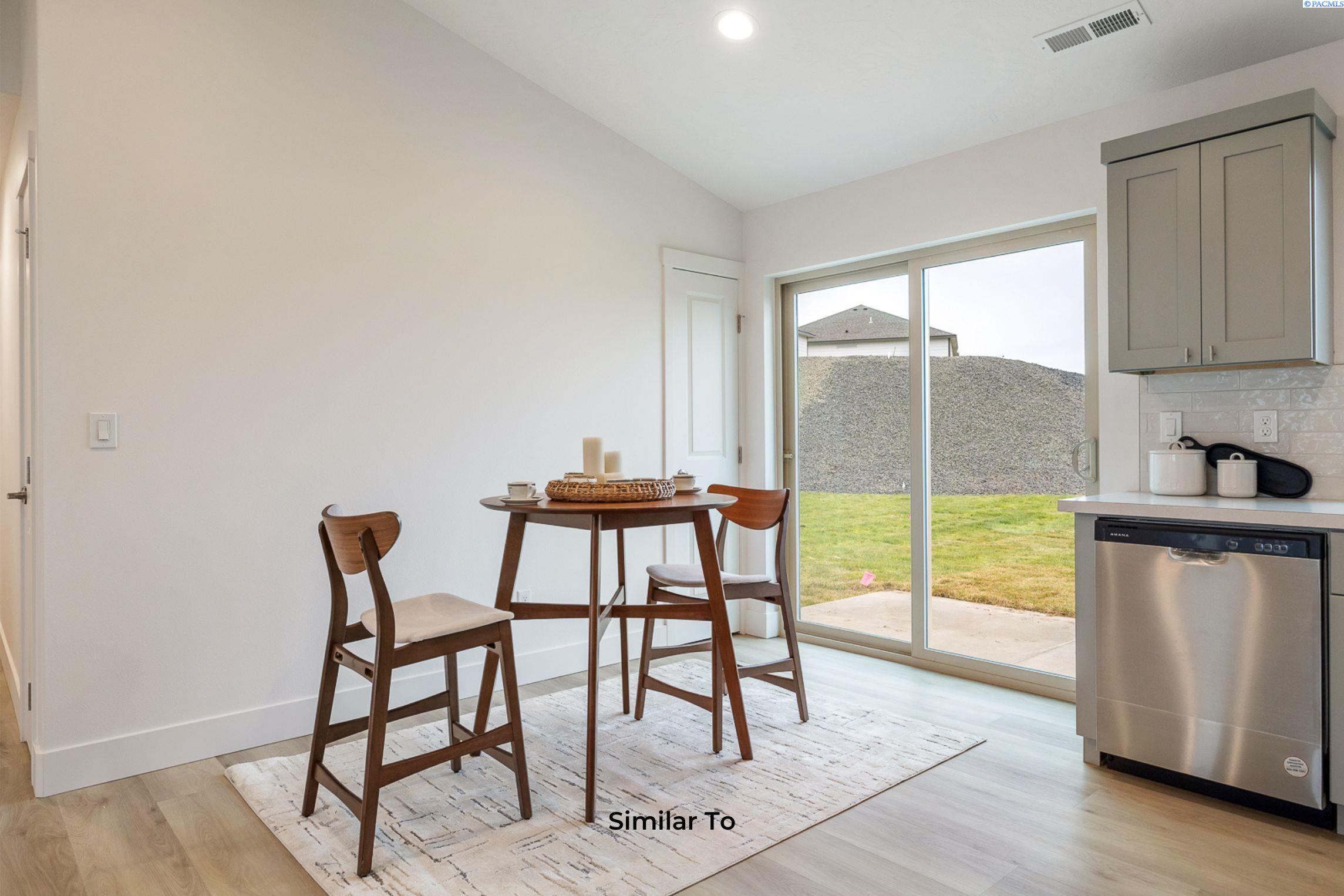 10112 Sunset Trl, Pasco, WA 99301