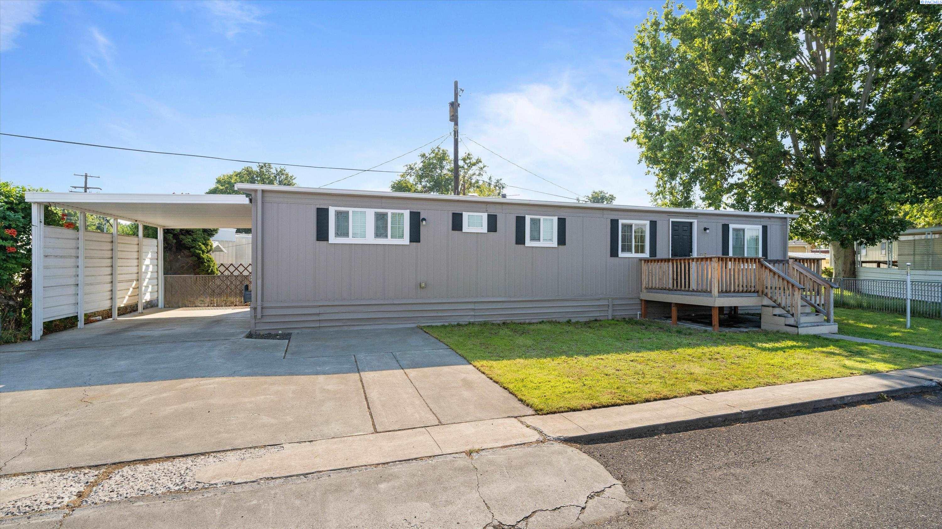 60 Argon Ln, Richland, WA 99354
