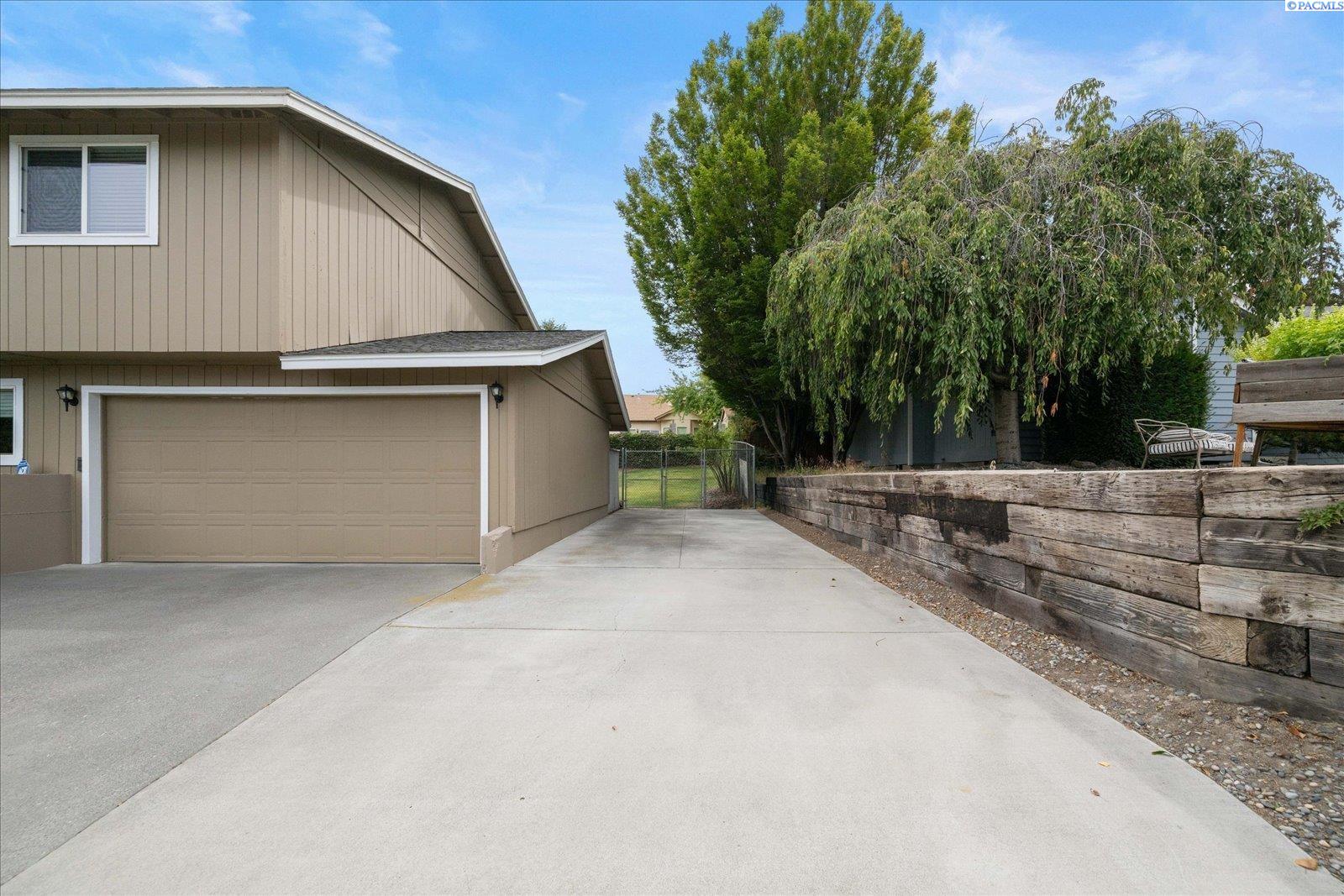 323 Tieton St, Richland, WA 99352